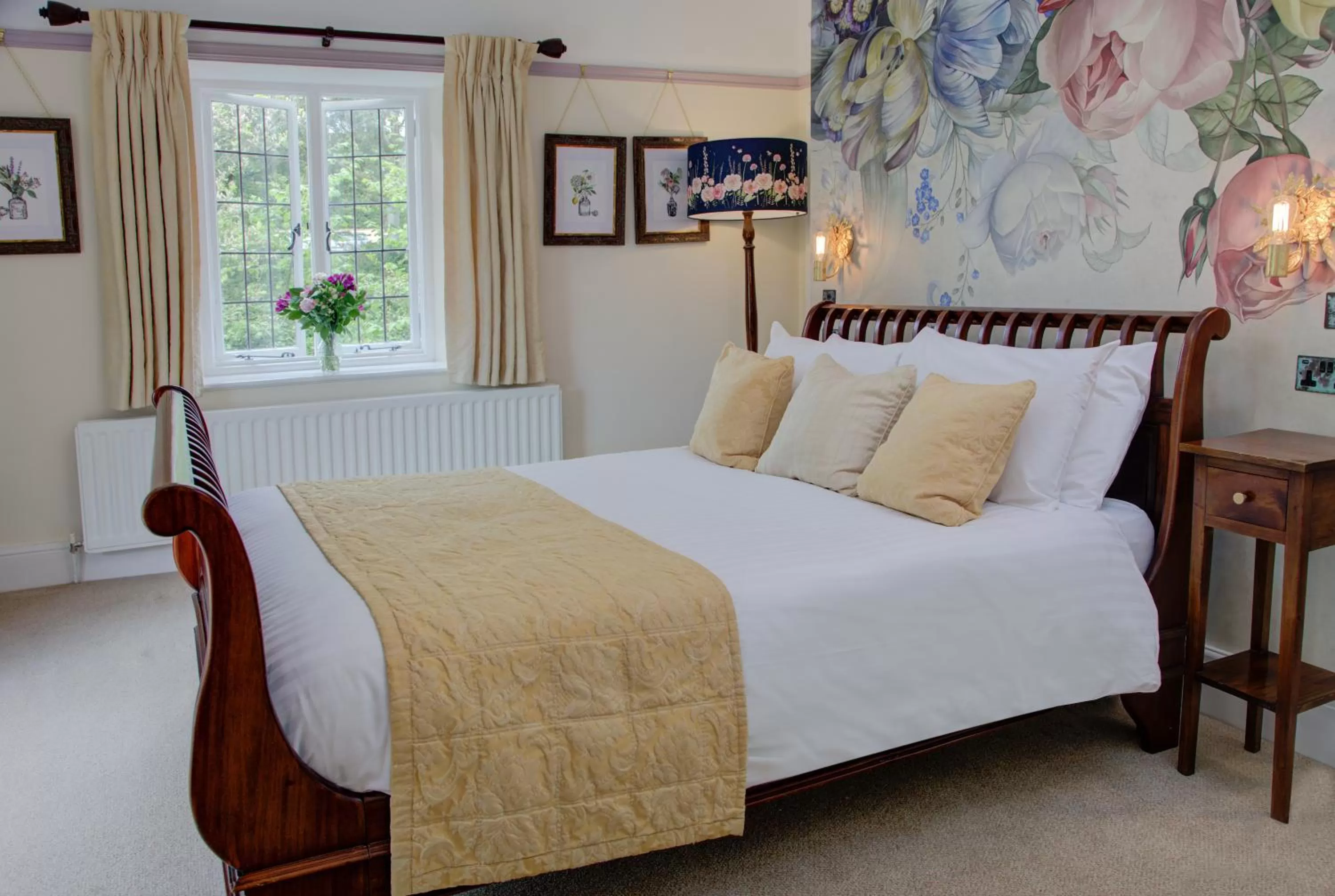 Photo of the whole room, Bed in The Grange at Oborne