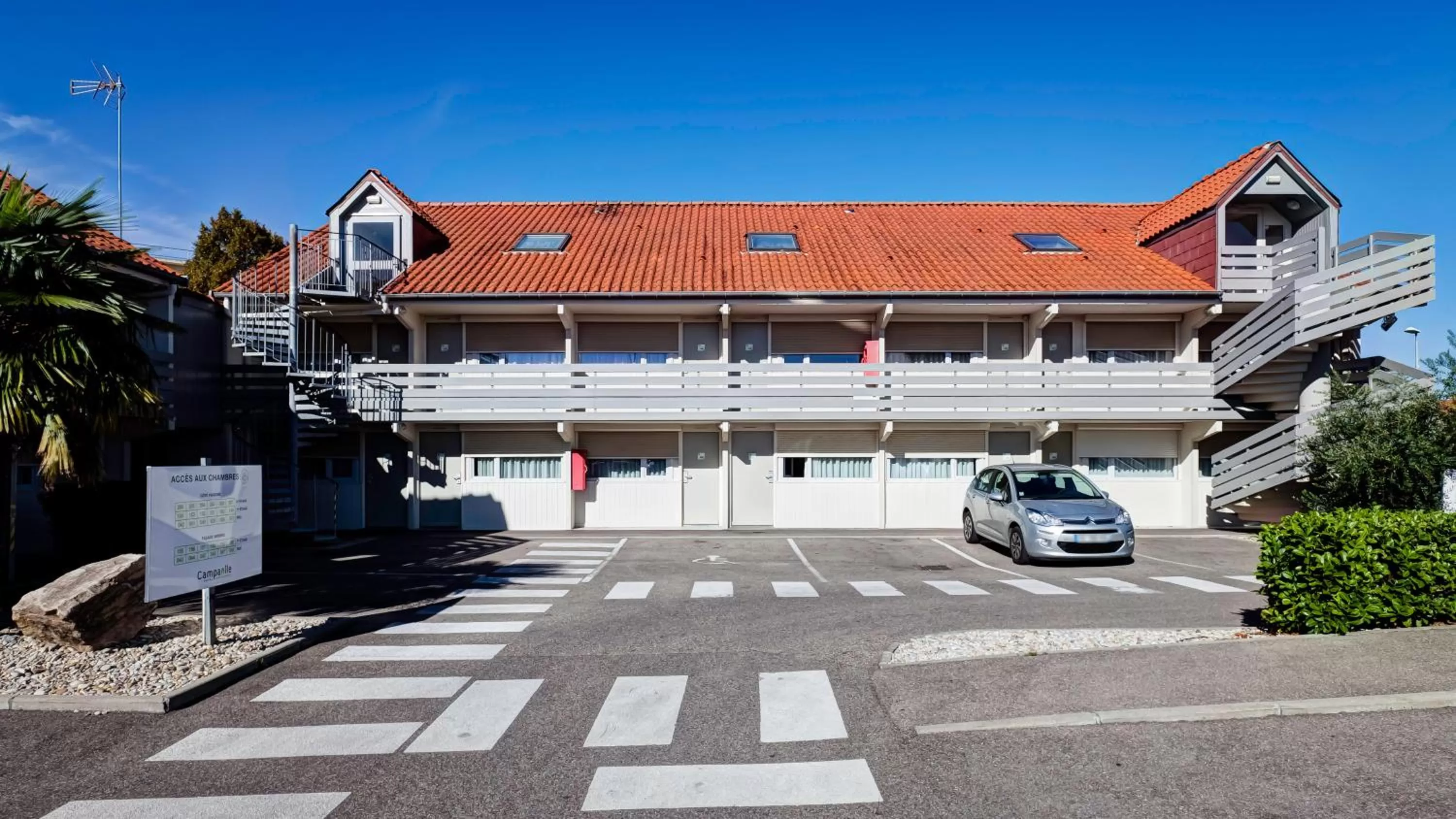 Property building in Campanile NATURE - Lyon Est Bron Eurexpo