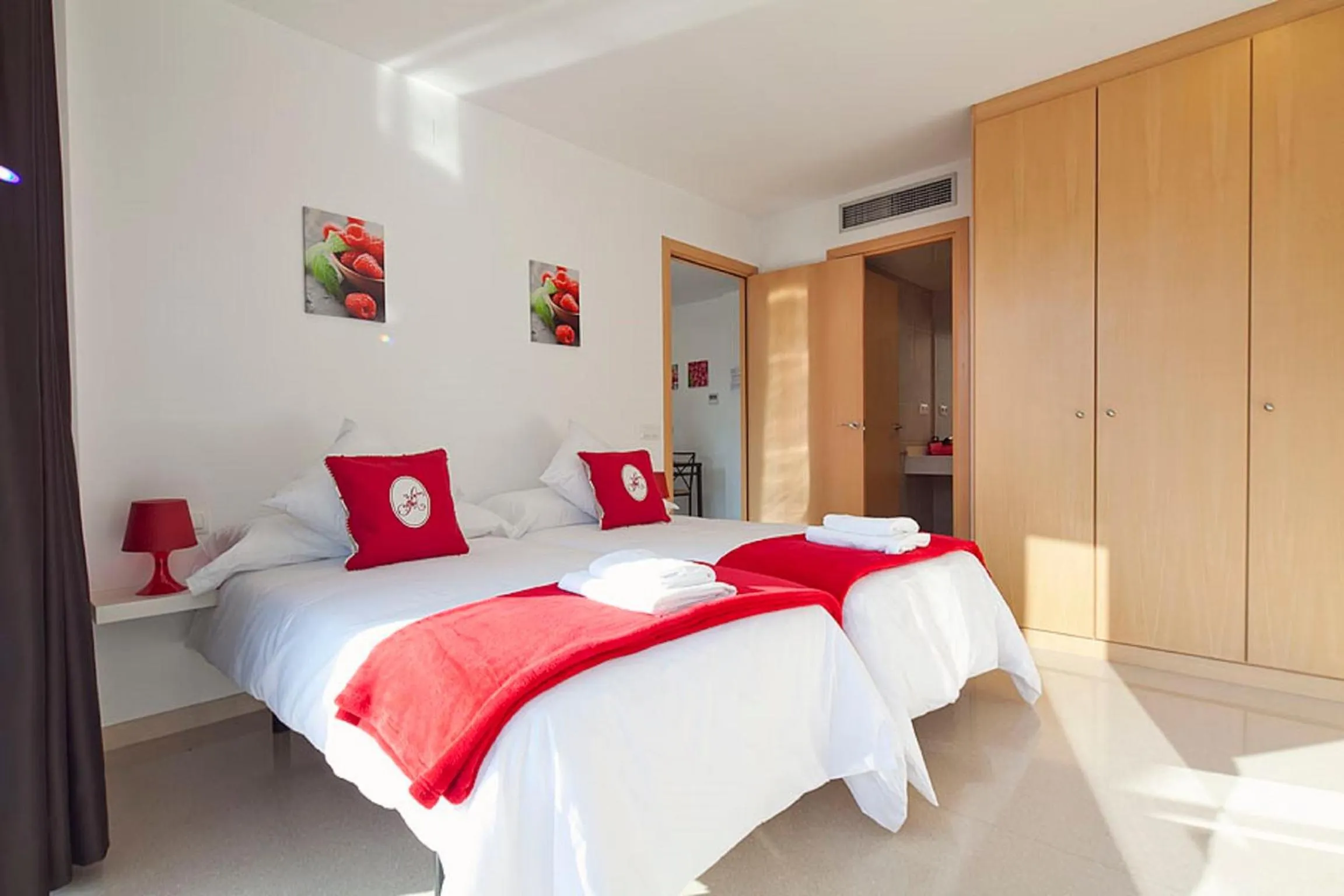 Charmsuites Nou Rambla