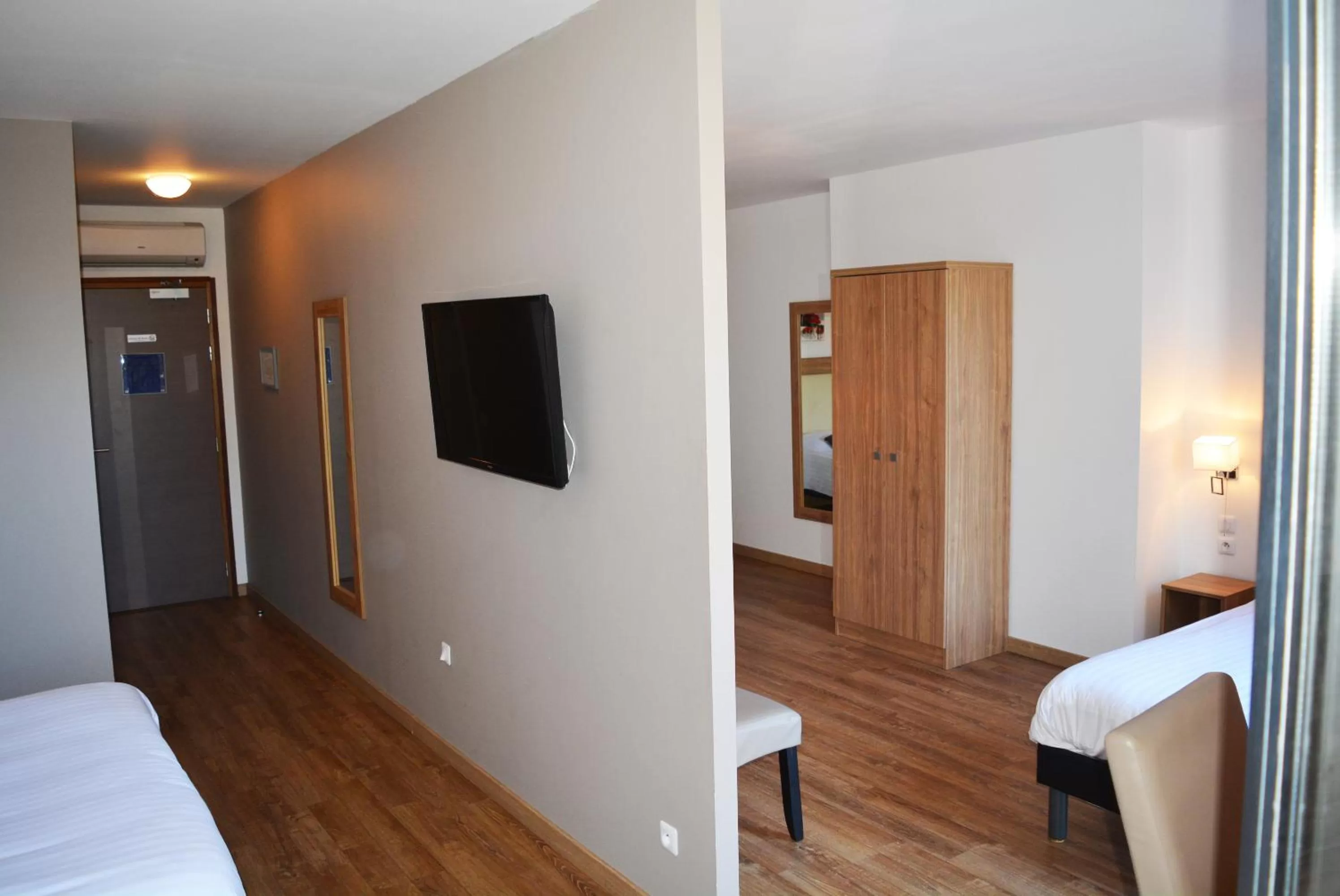 Bed in Le Grand Hôtel Molière