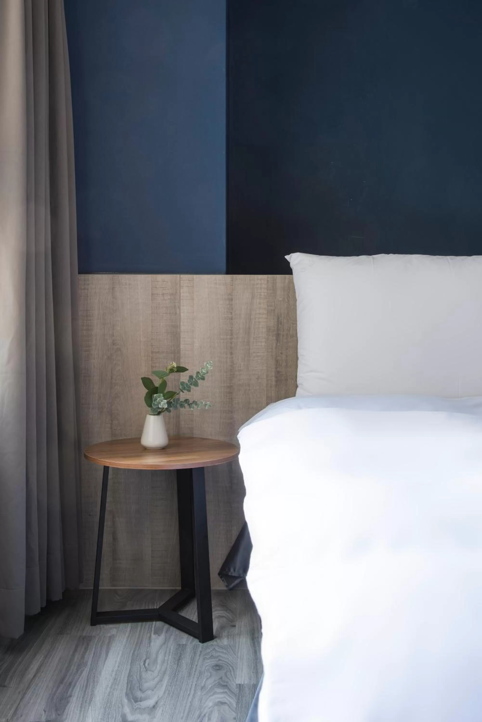 Bed in Sparrow Hotel