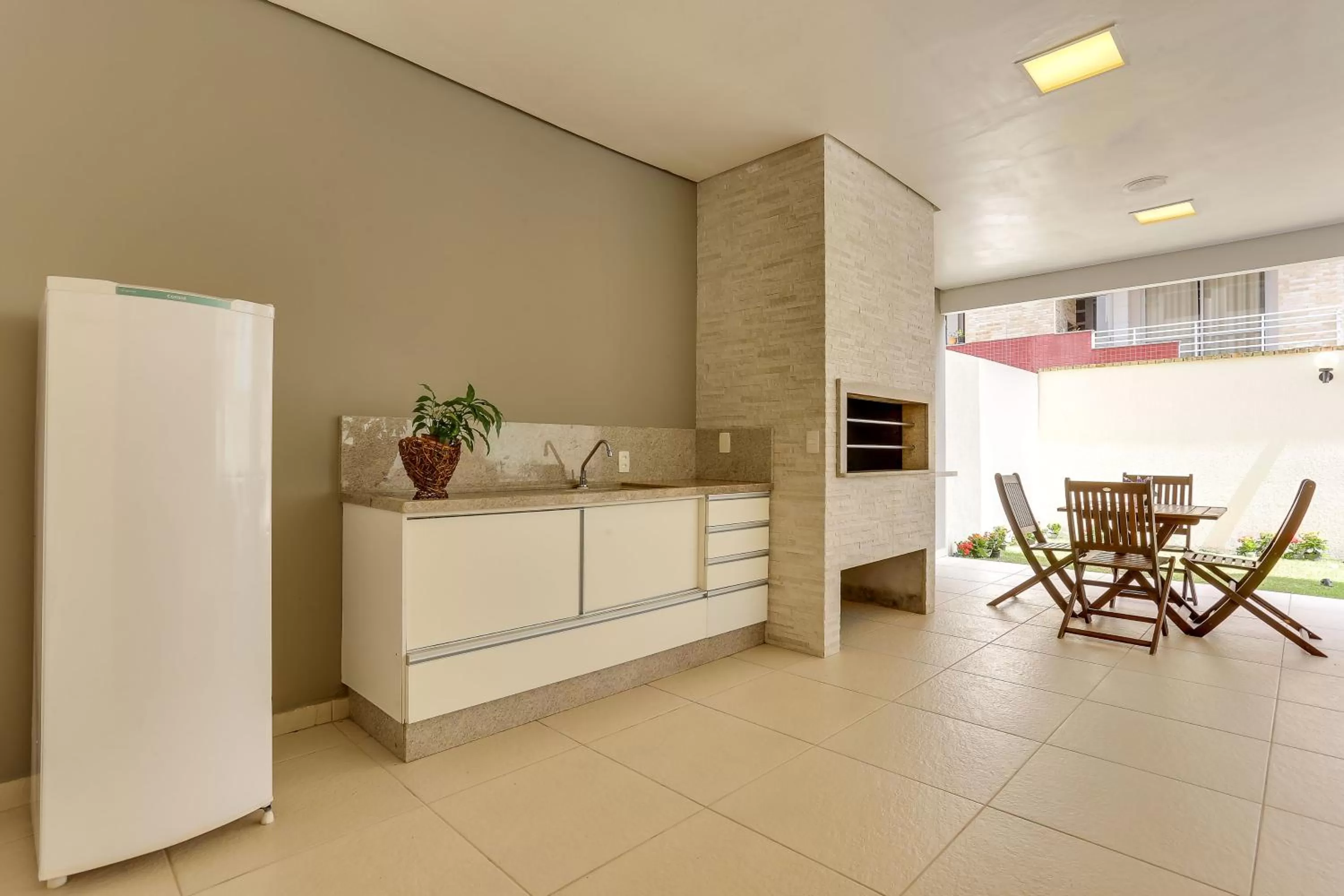 Dining area, Kitchen/Kitchenette in Pousada Atlantique
