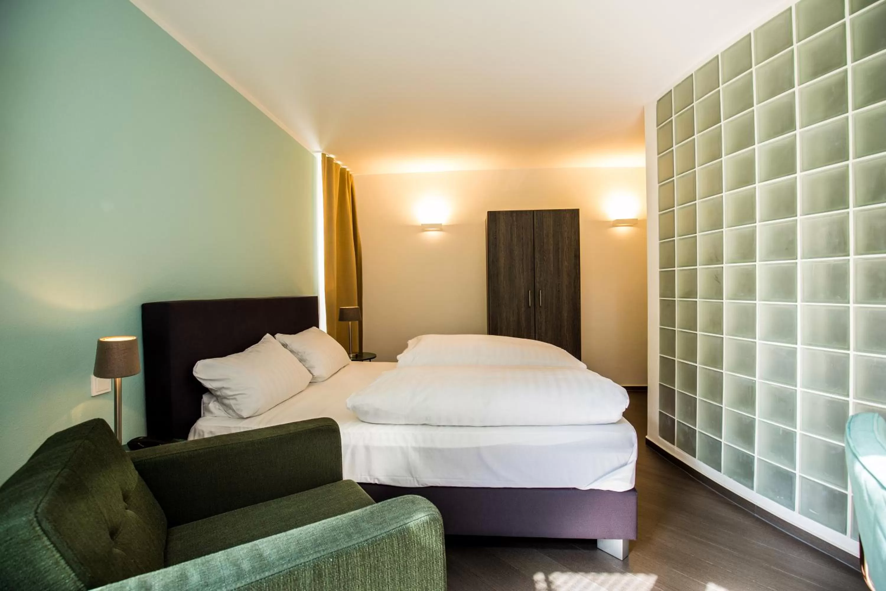 Photo of the whole room, Bed in Wald & Golfhotel Lottental