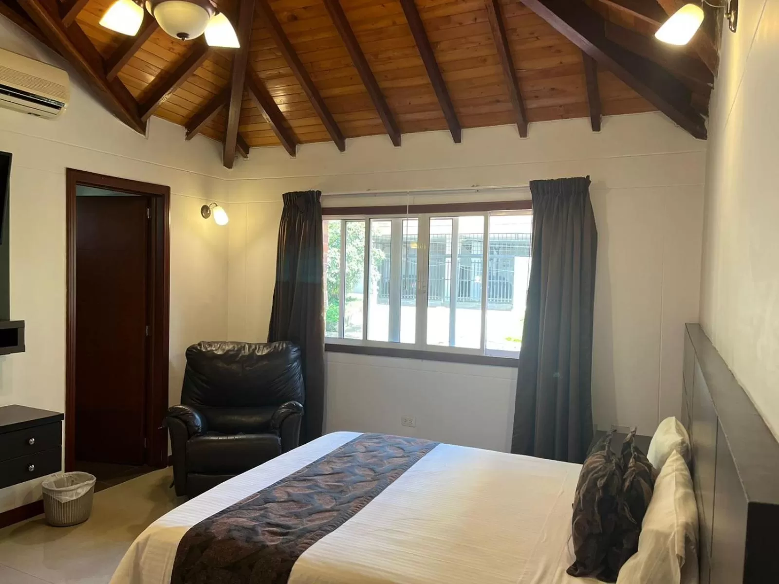 Bedroom, Bed in Hotel Serenity Suites Casa Boutique