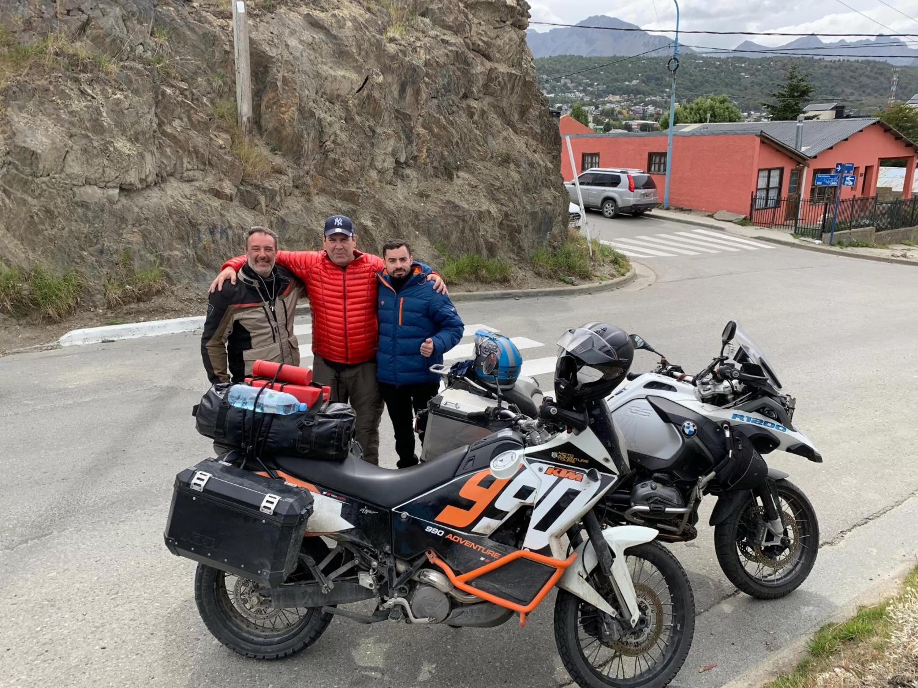 People in Hosteria Sloggett