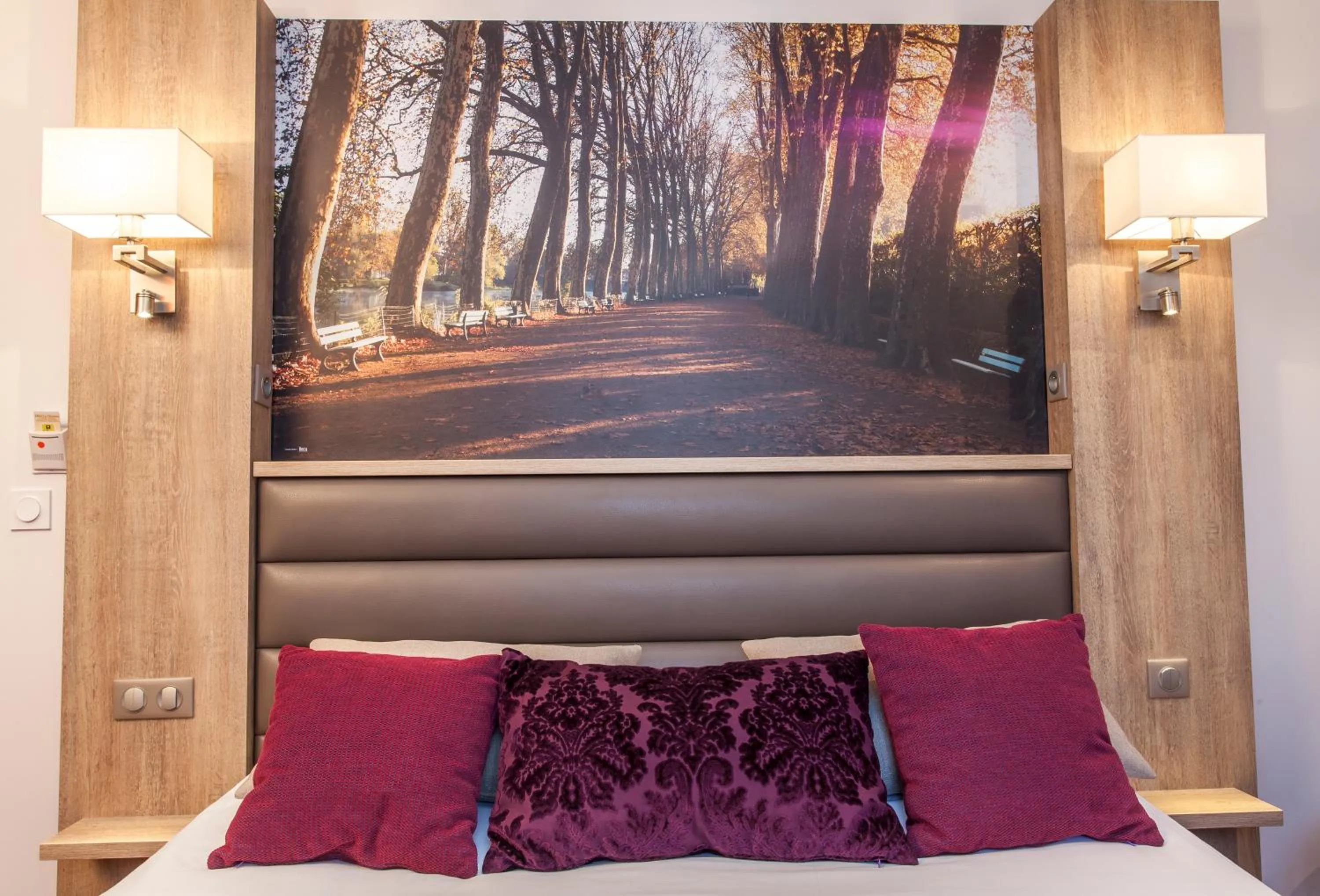 Decorative detail, Bed in Logis - Le Christina