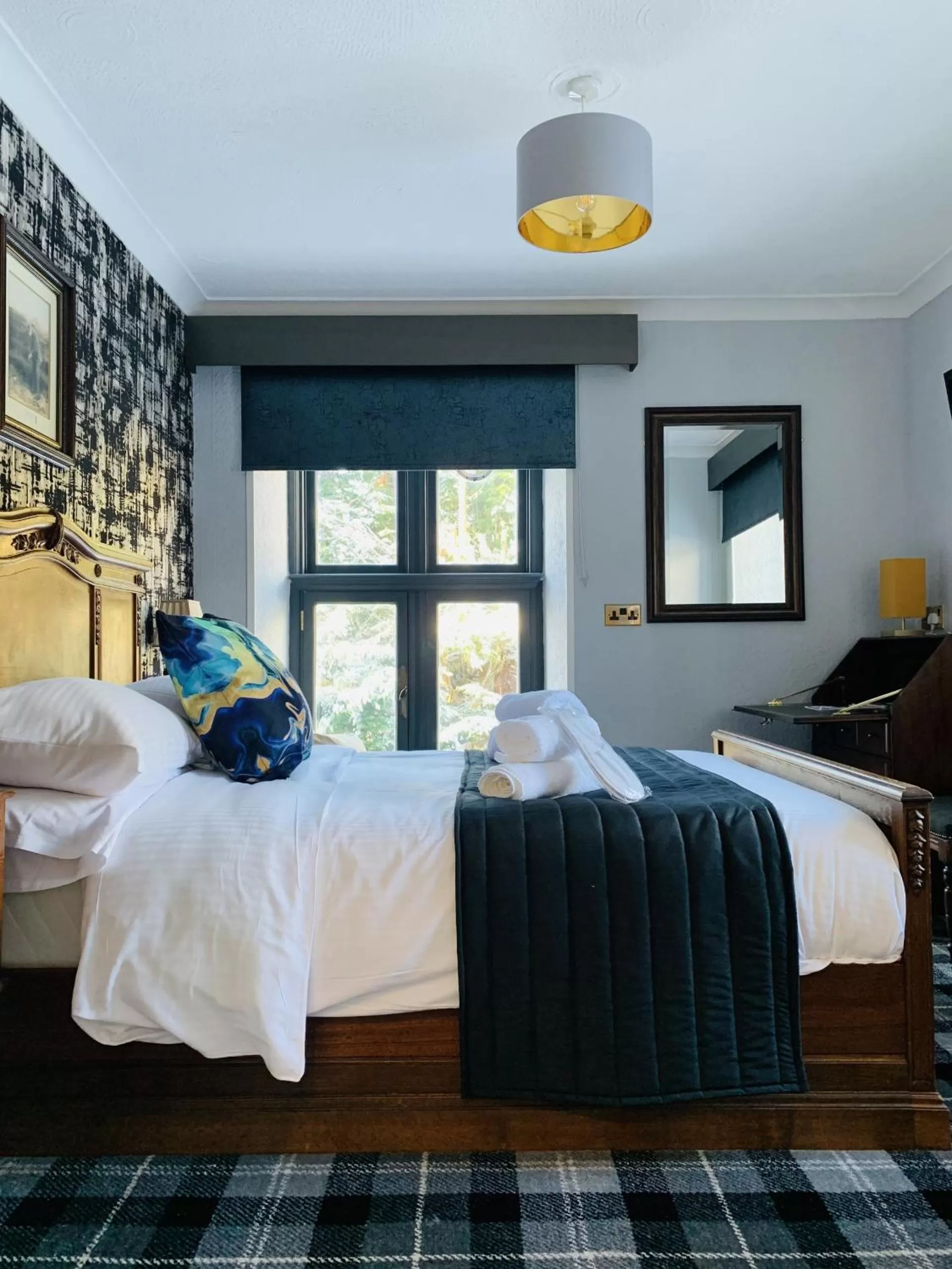 Bedroom in The Old Mill Inn