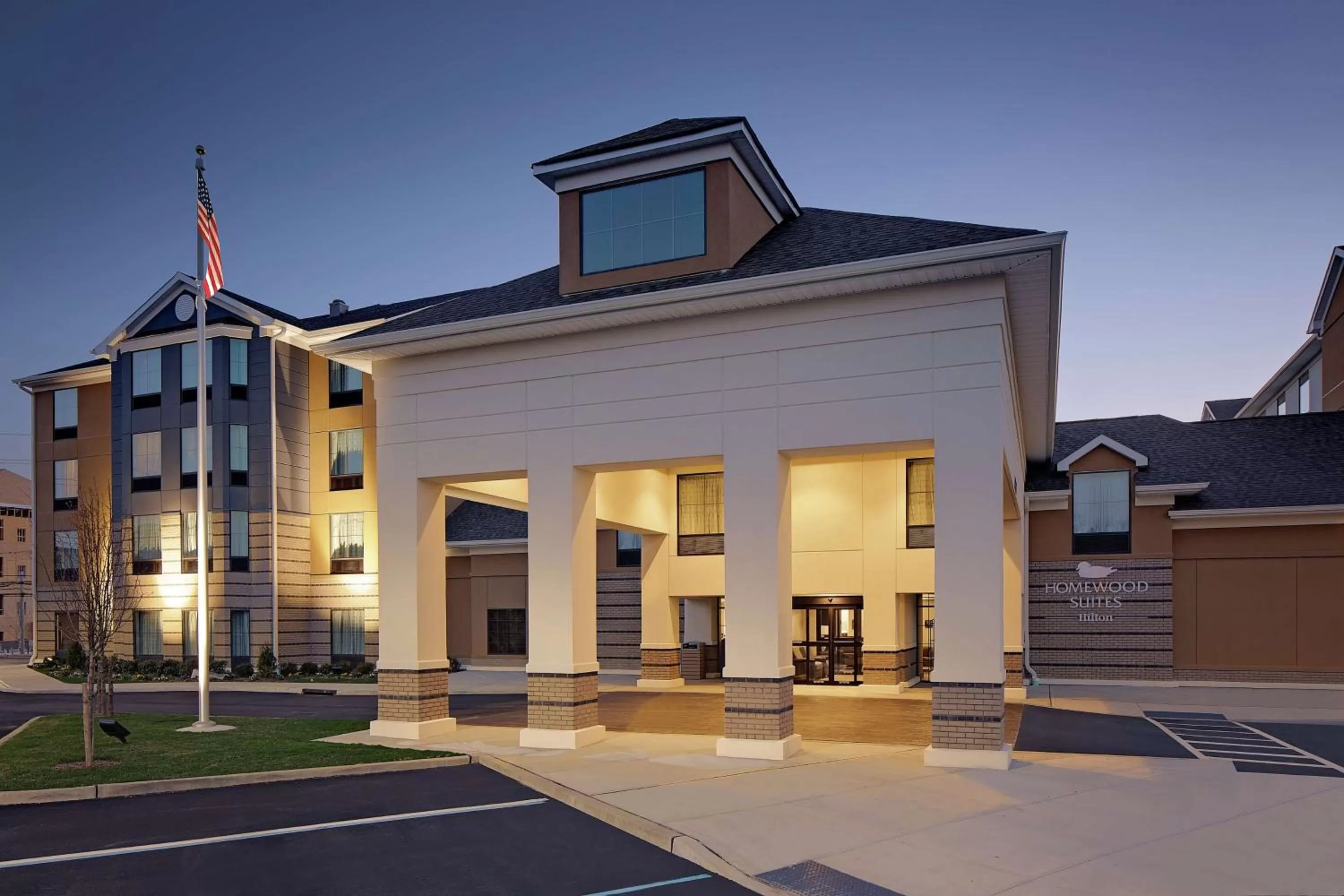 Property building in Homewood Suites By Hilton Ronkonkoma
