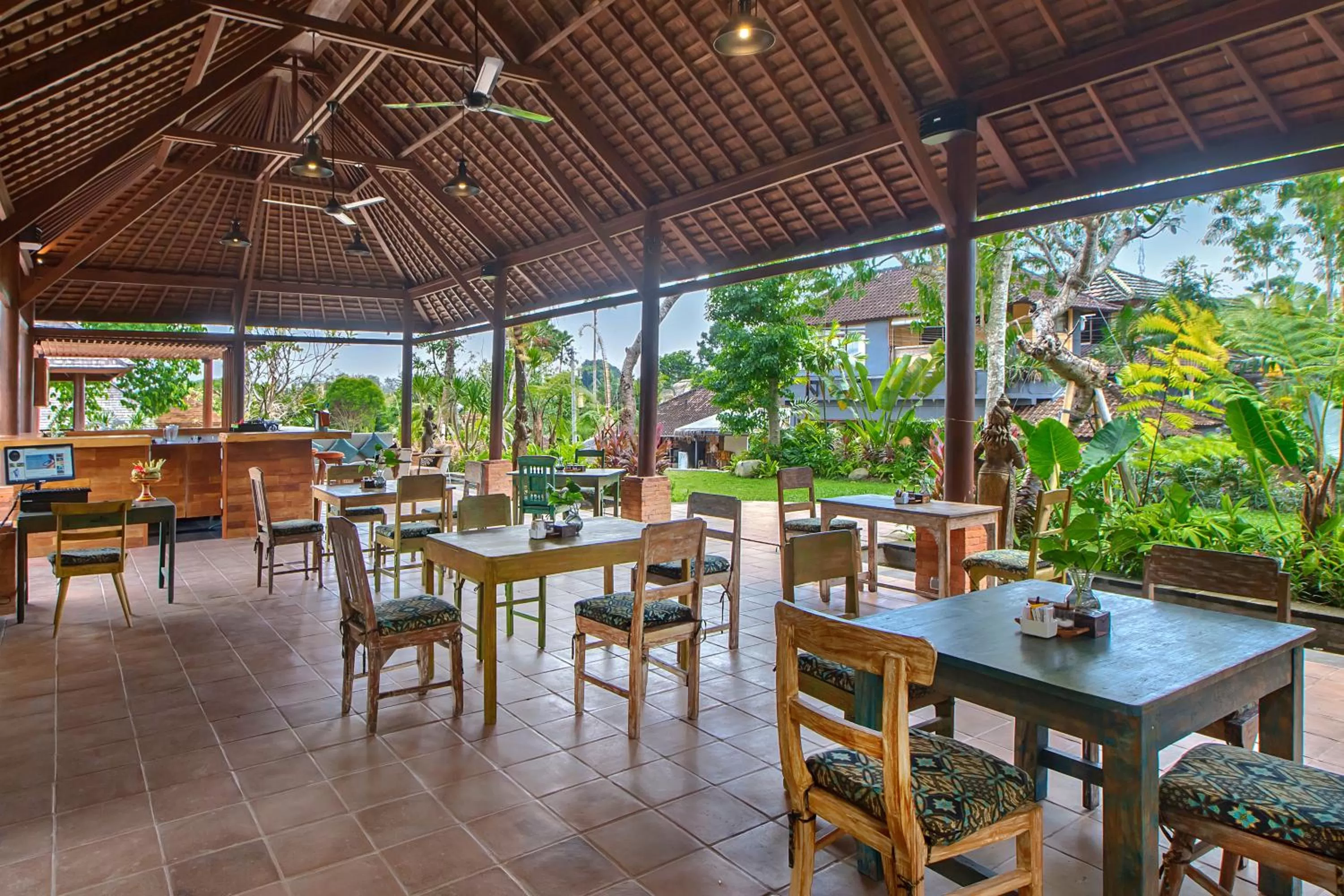 Restaurant/places to eat in Alam Wayang Ubud - CHSE Certified