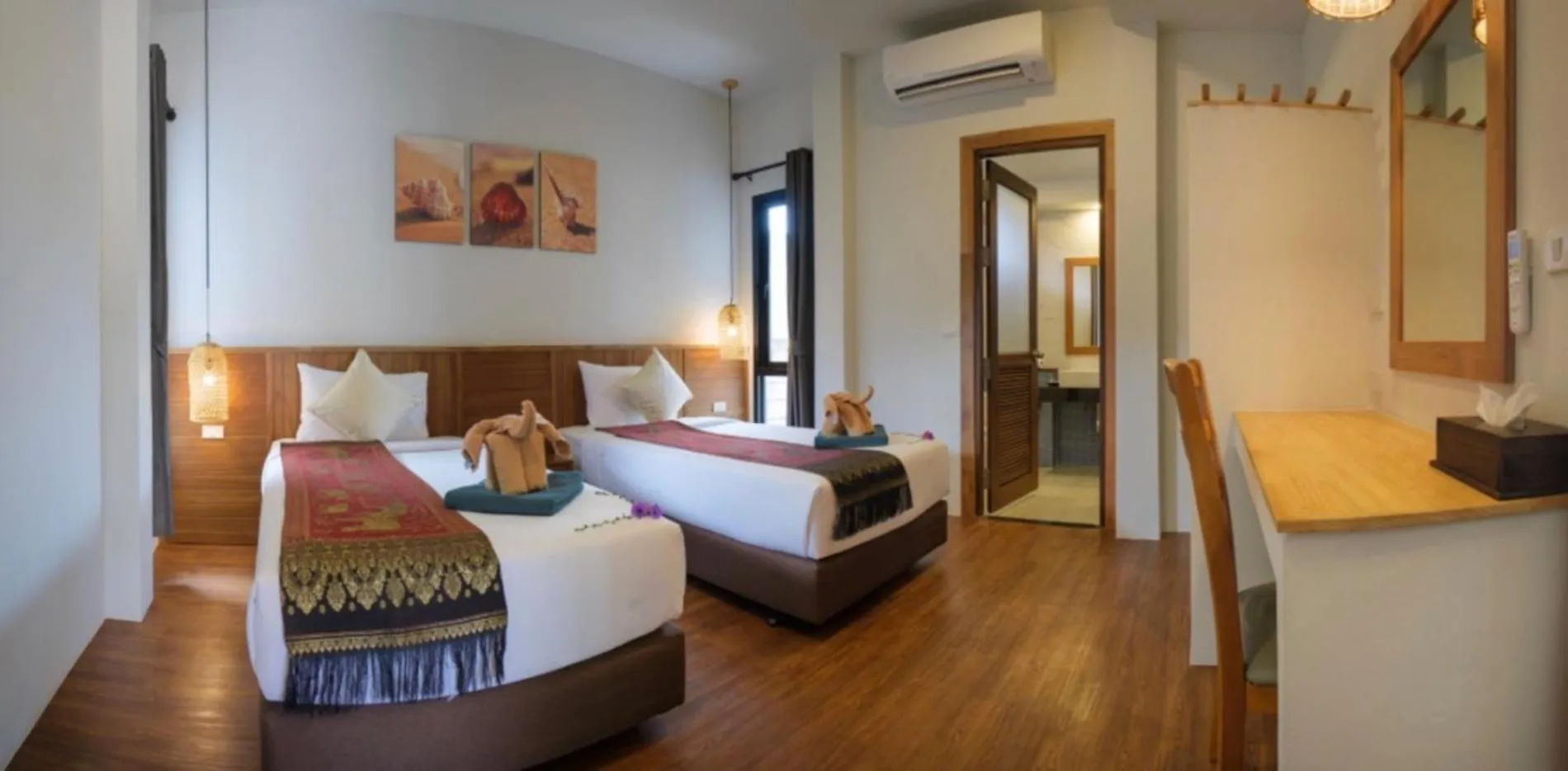 Bed in Southern Lanta Resort