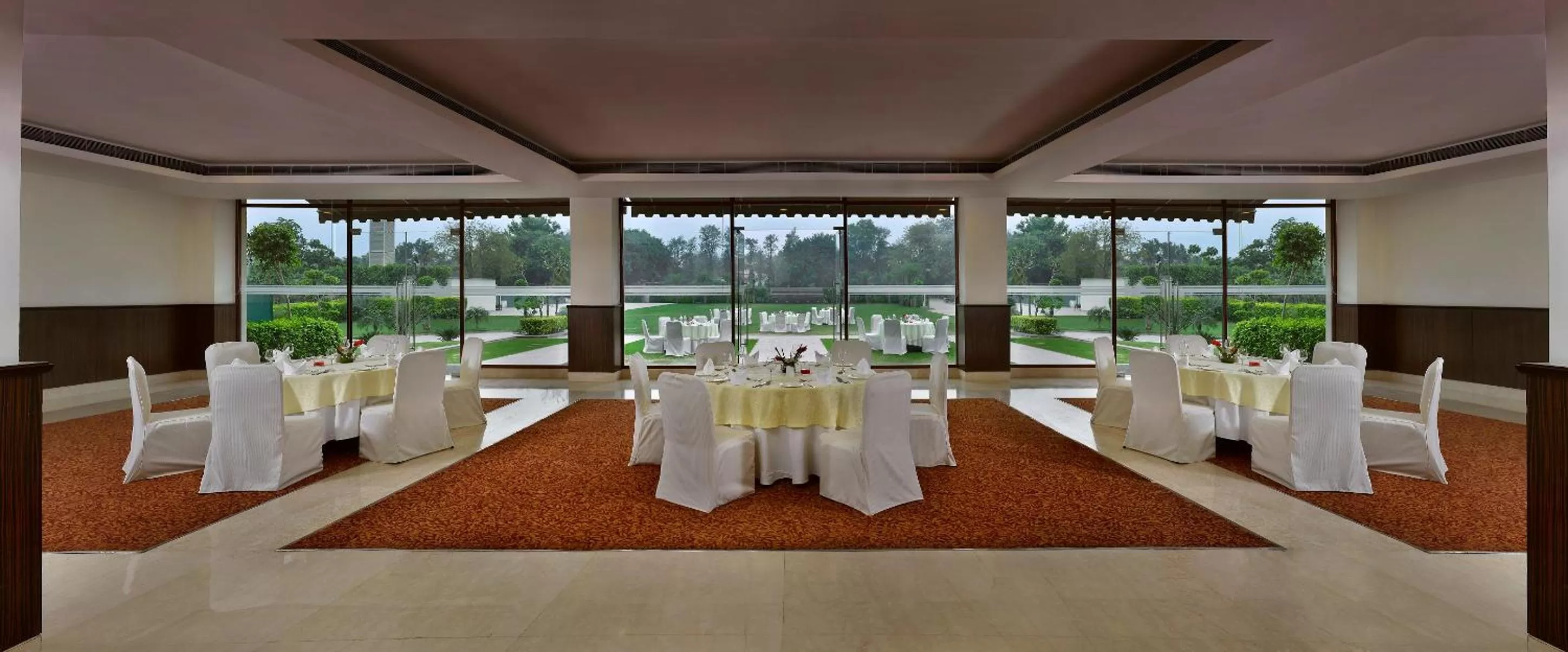 Banquet/Function facilities in Four Points by Sheraton New Delhi, Airport Highway