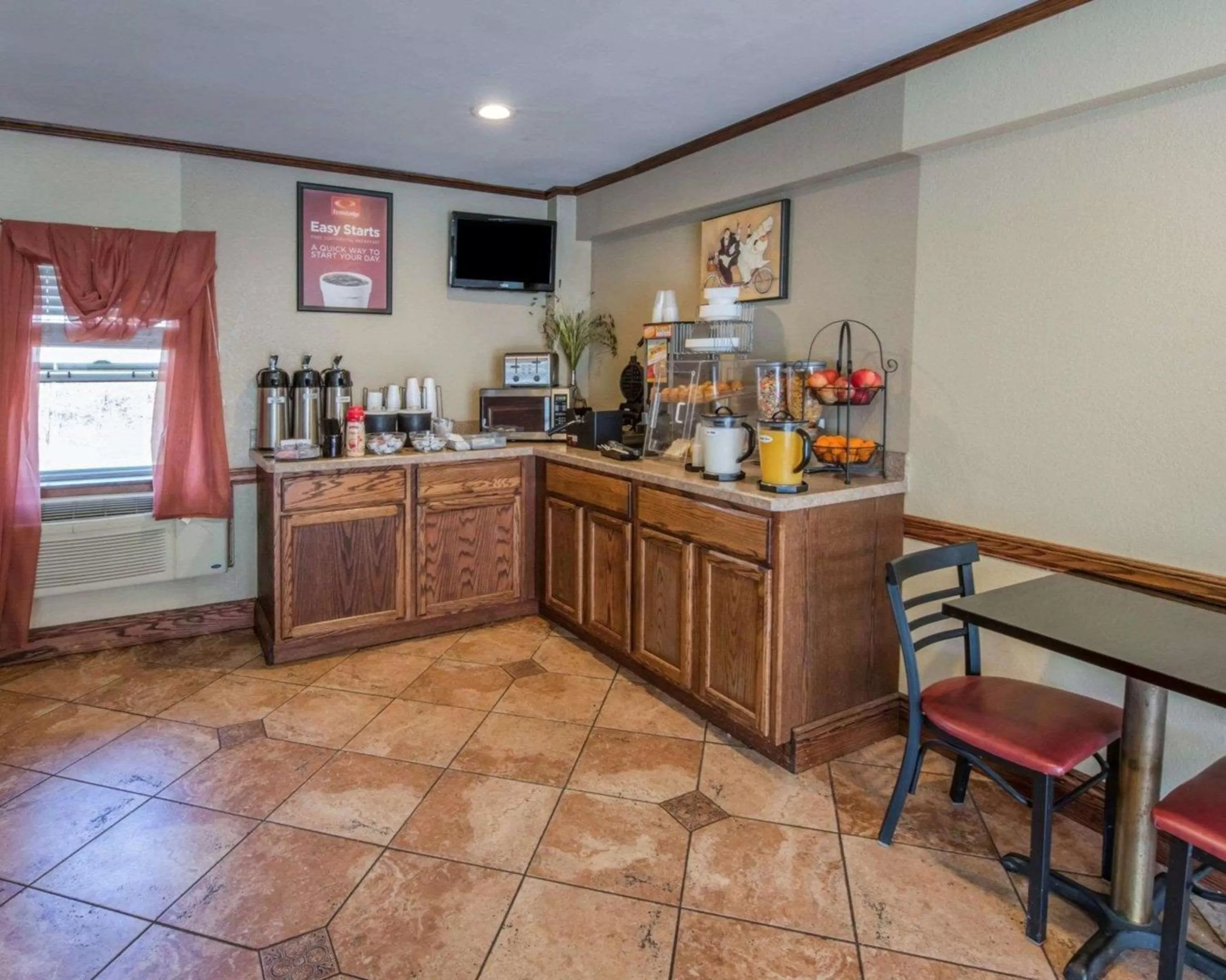 Restaurant/places to eat in Econo Lodge Hermitage South