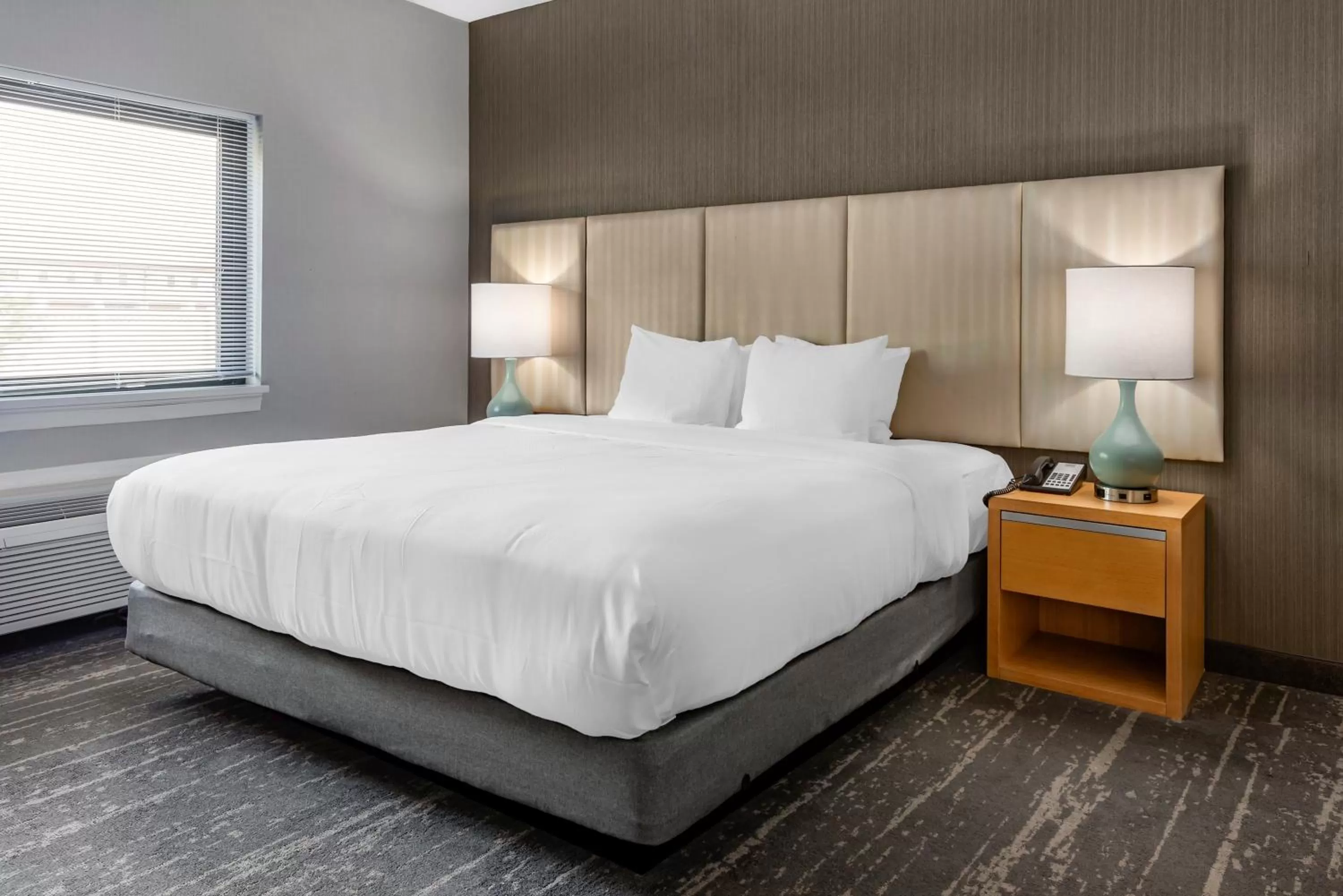 Bed in Somerset Lofts