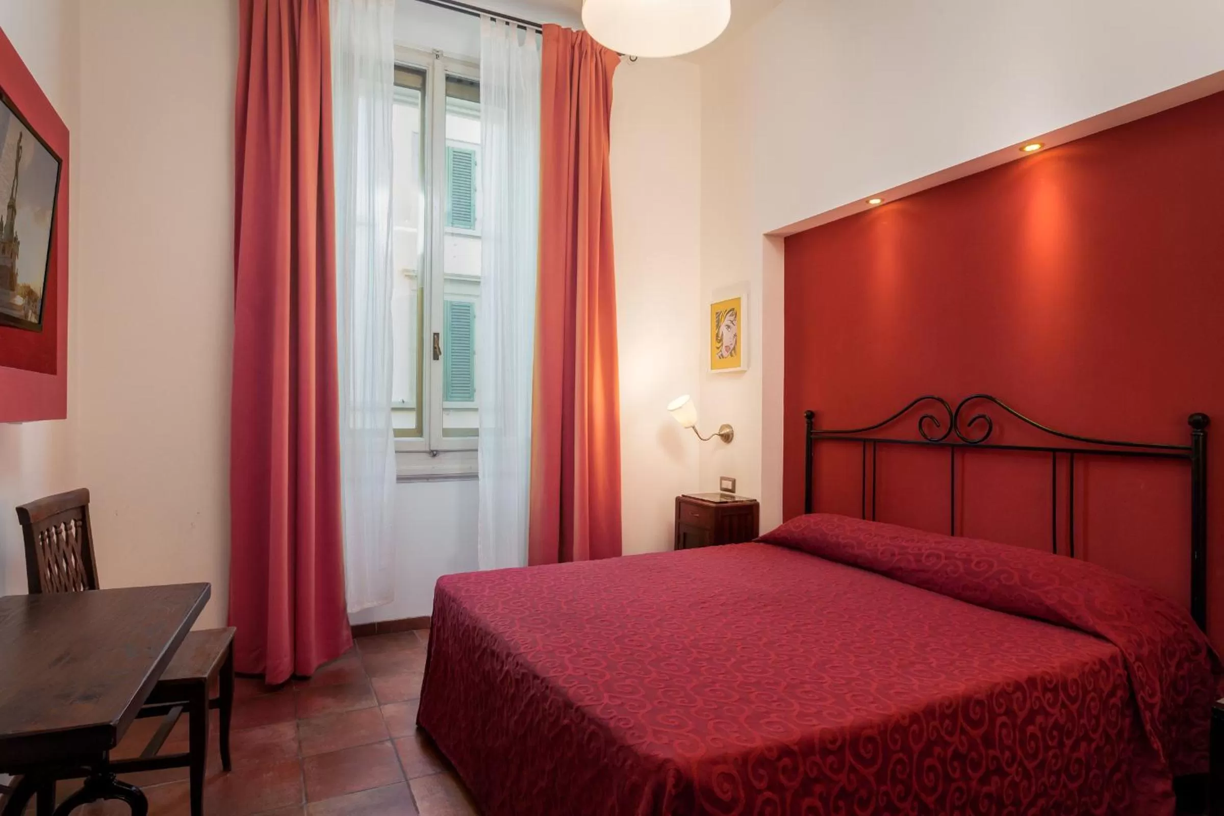 Bed in Hotel Kursaal & Ausonia