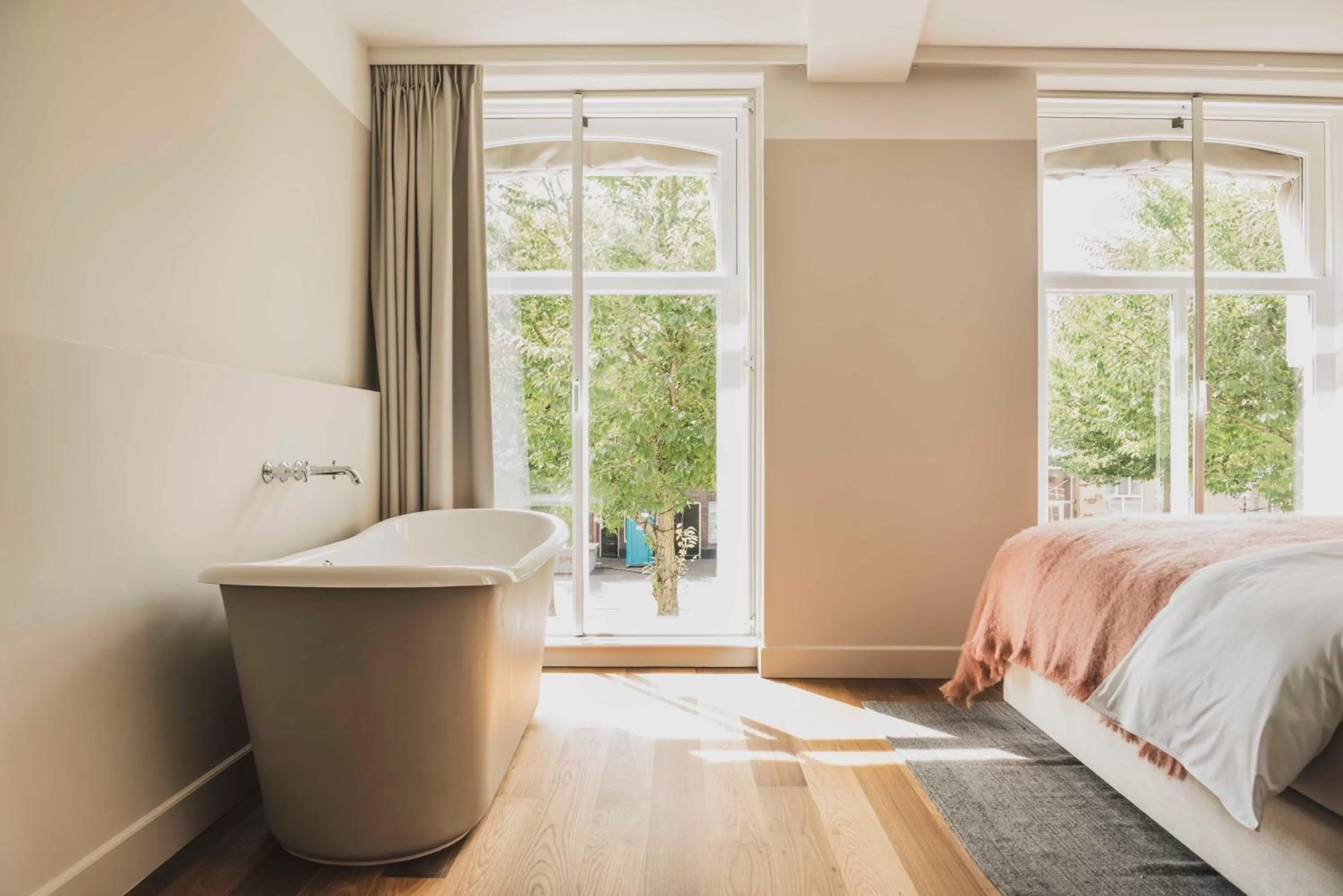 Photo of the whole room, Bed in Boutique Hotel Weesp