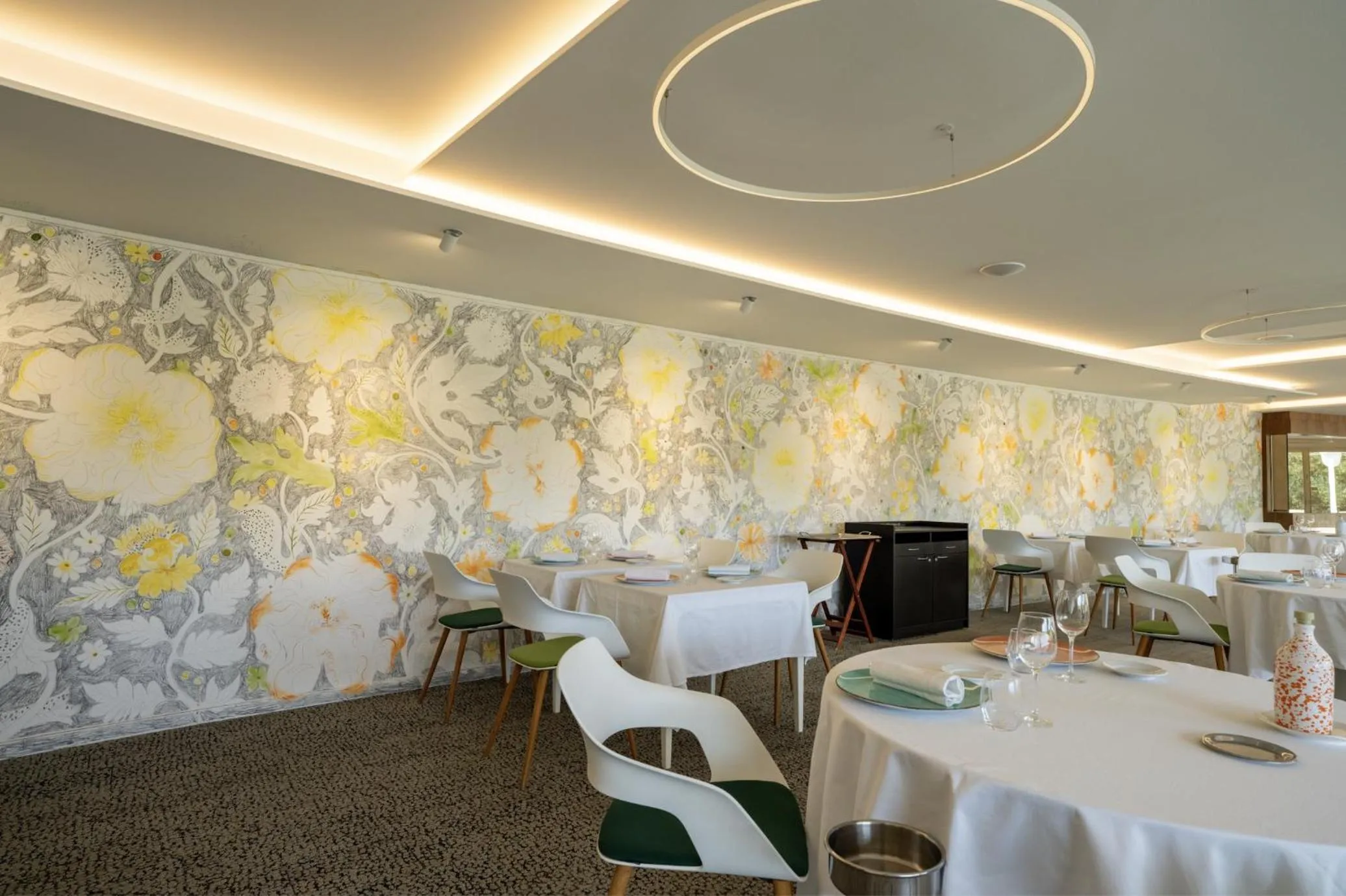 Restaurant/places to eat in Hotel Restaurant La Vague de Saint Paul