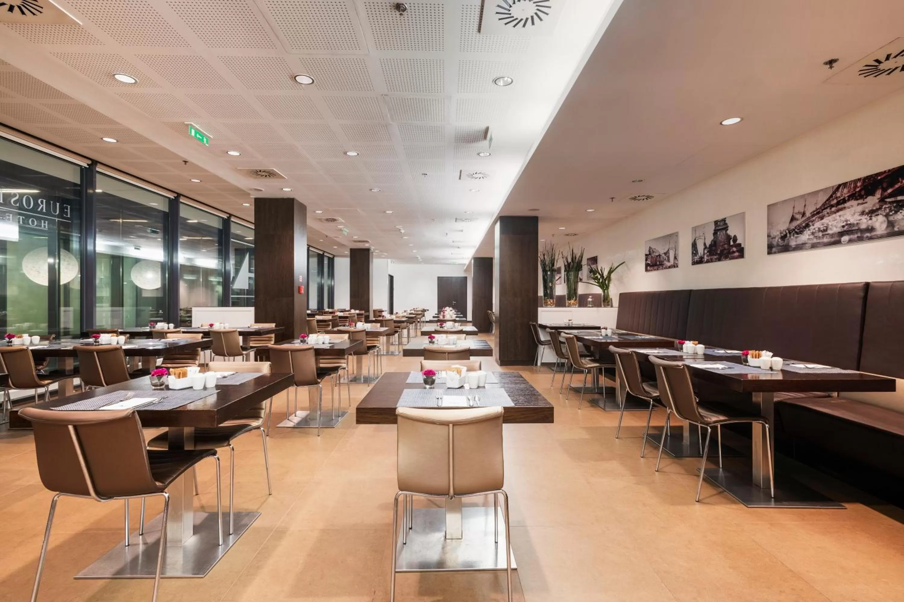 Restaurant/places to eat in Exe Budapest Center