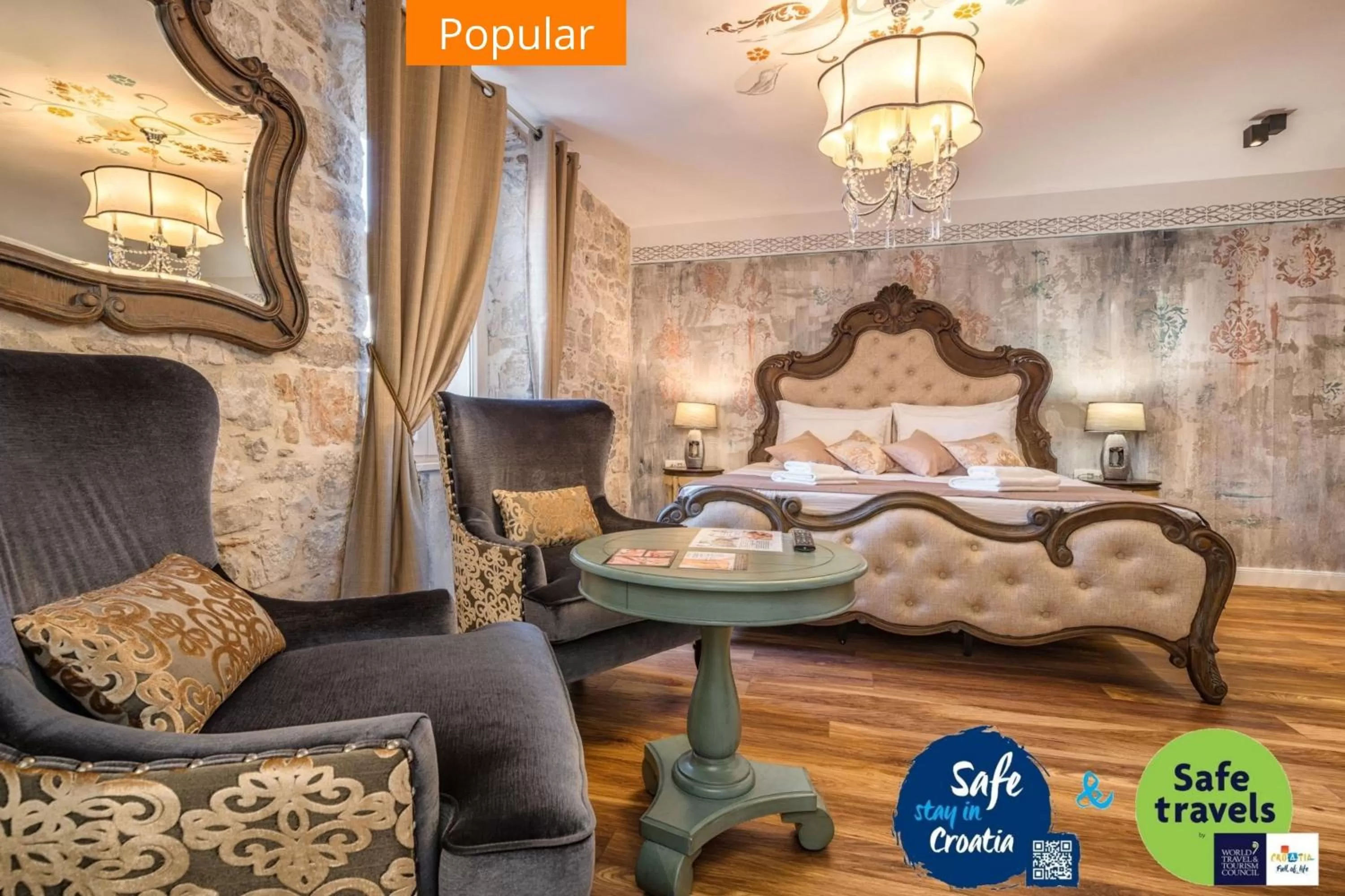 Property building, Bed in Plaza Marchi Old Town - MAG Quaint & Elegant Boutique Hotels