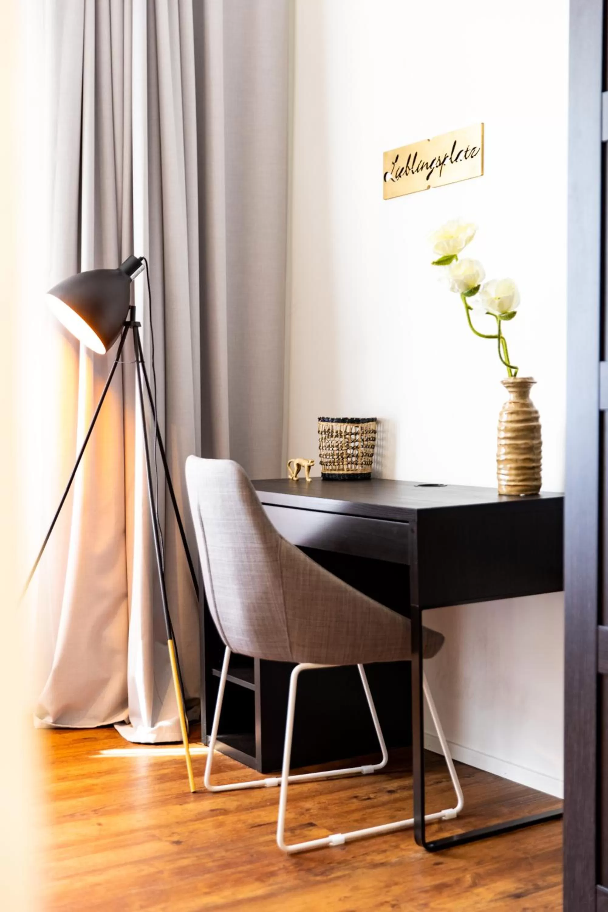 Dining Area in Luxstay Bad Nauheim - Self-Check-In