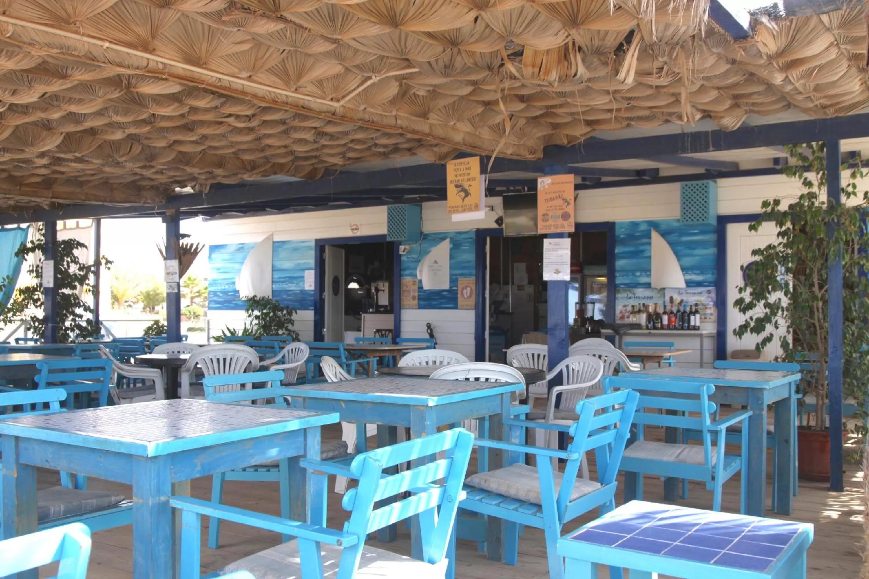 Restaurant/places to eat in Aparthotel Ponta Preta