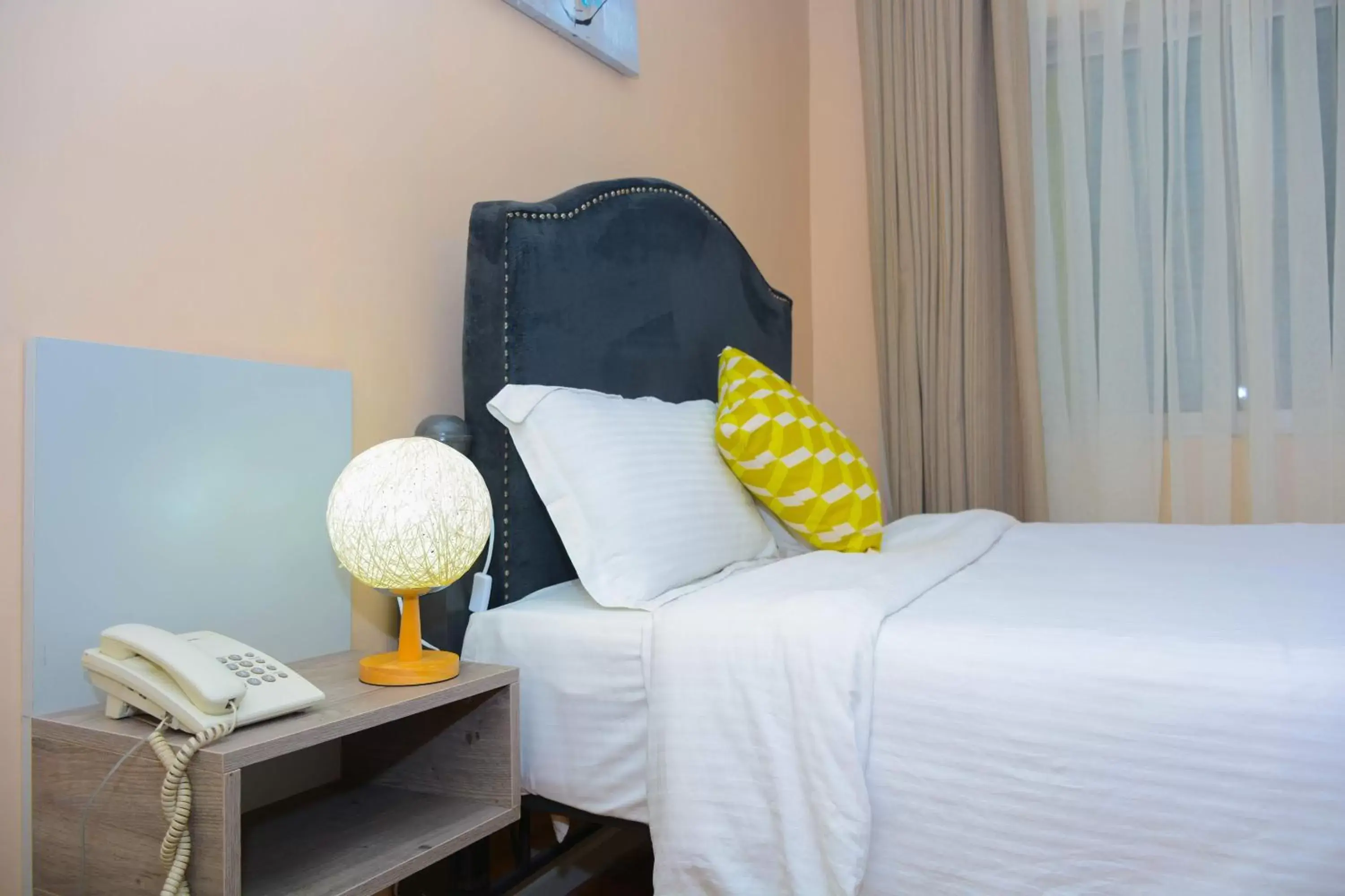 Standard Single Room in Appleton Resort Standard Single Room in Appleton Resort