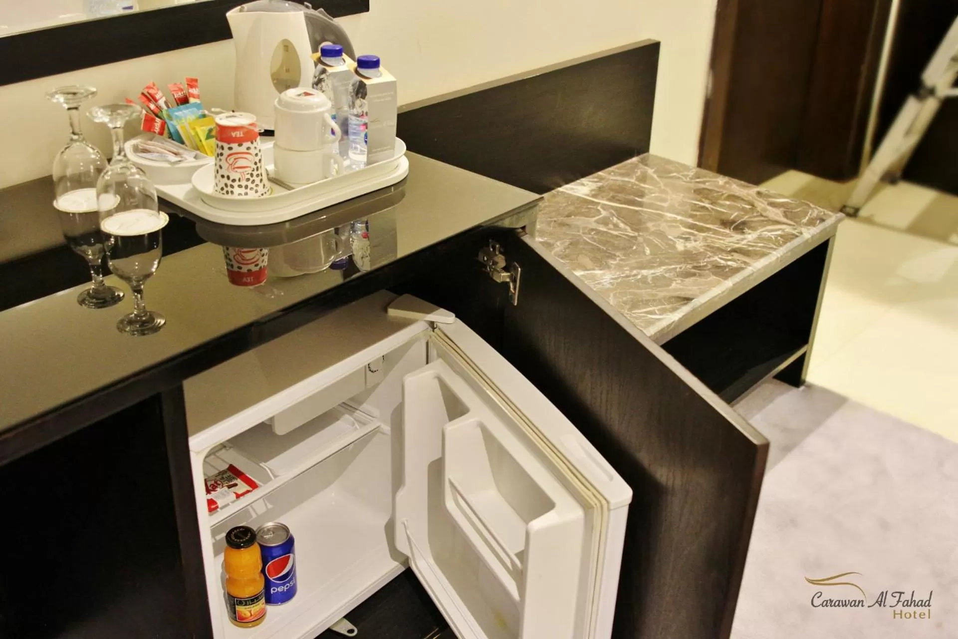 Deluxe Twin Room in Carawan Al Fahad Hotel