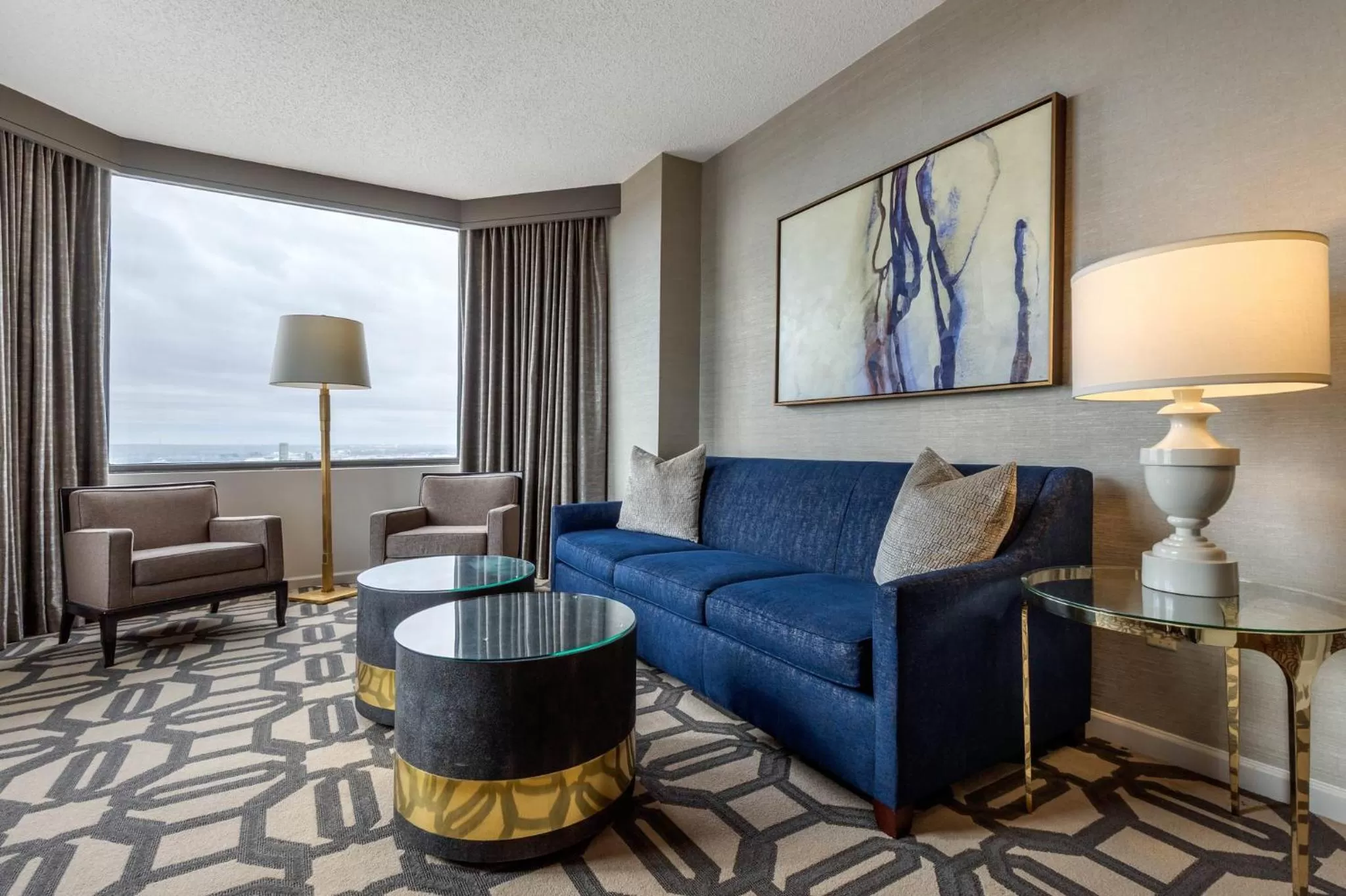 Photo of the whole room in Omni Richmond Hotel