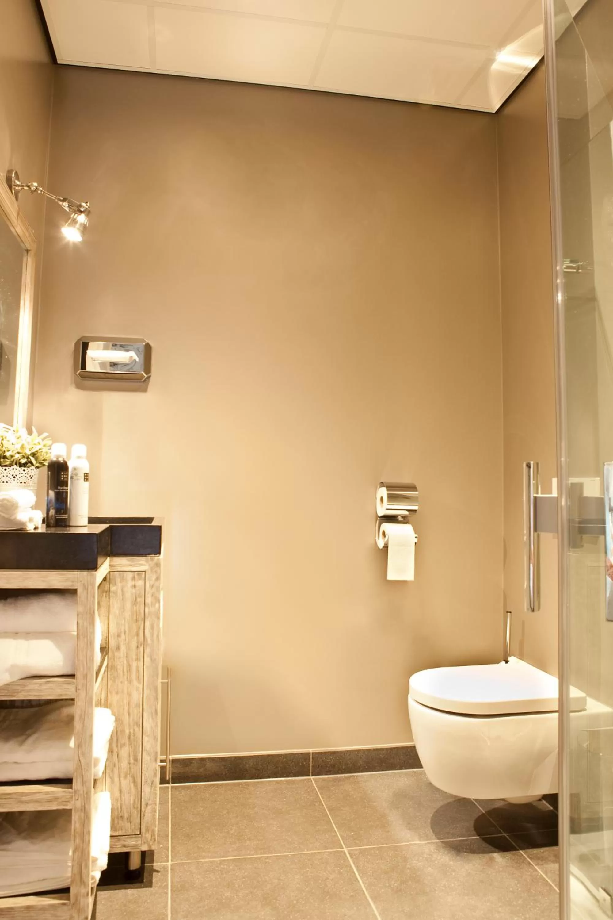 Bathroom in Hotel-Herberg D'n Dries