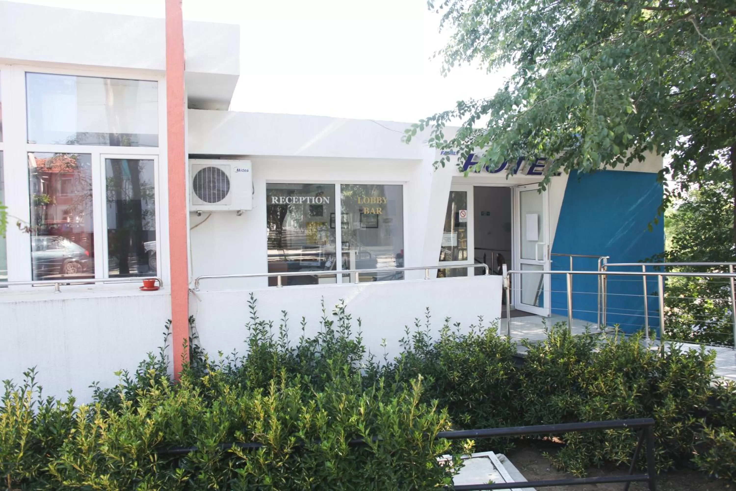 Facade/entrance, Property Building in Ribarska Sreshta Family Hotel