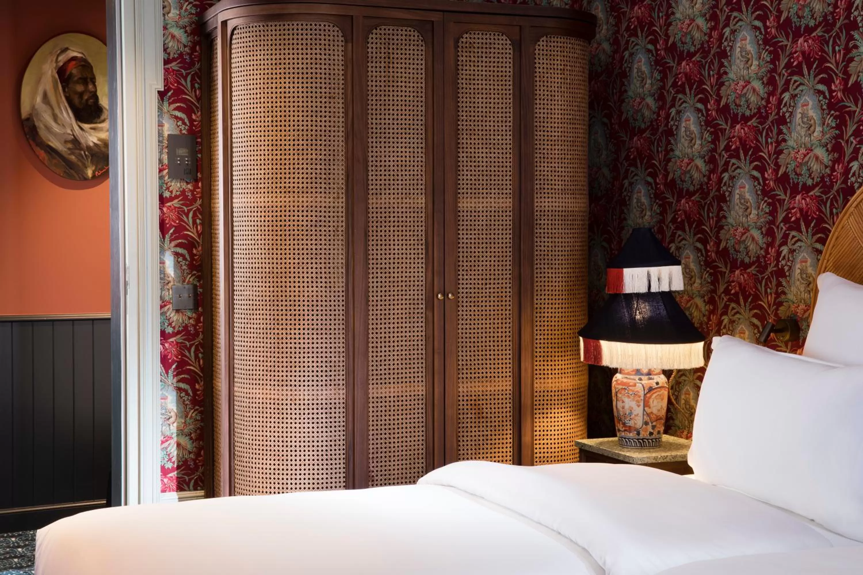 Bedroom, Bed in Hôtel Monte Cristo