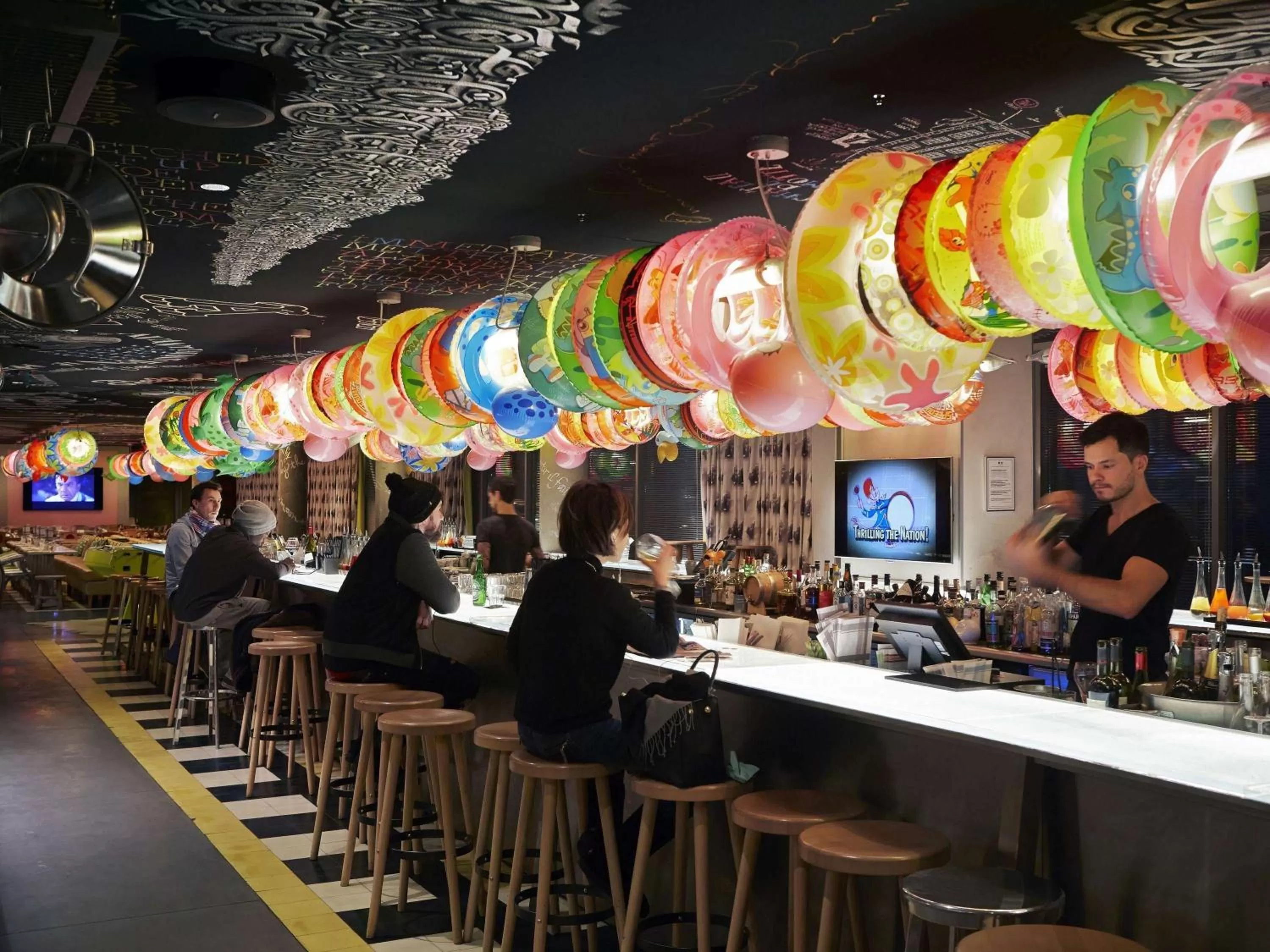 Lounge or bar in Mama Shelter Lyon