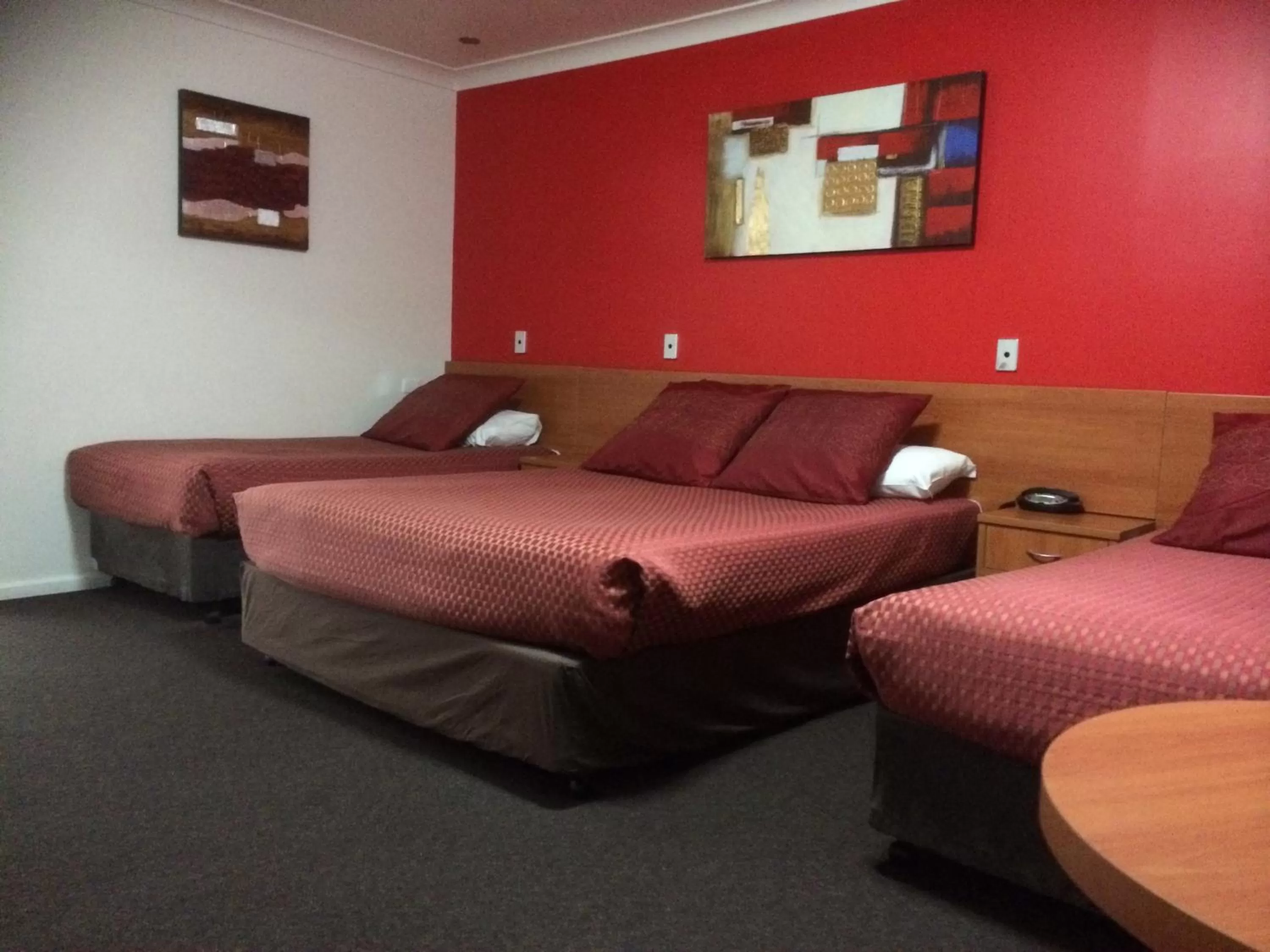 Bed in ibis Styles Broken Hill