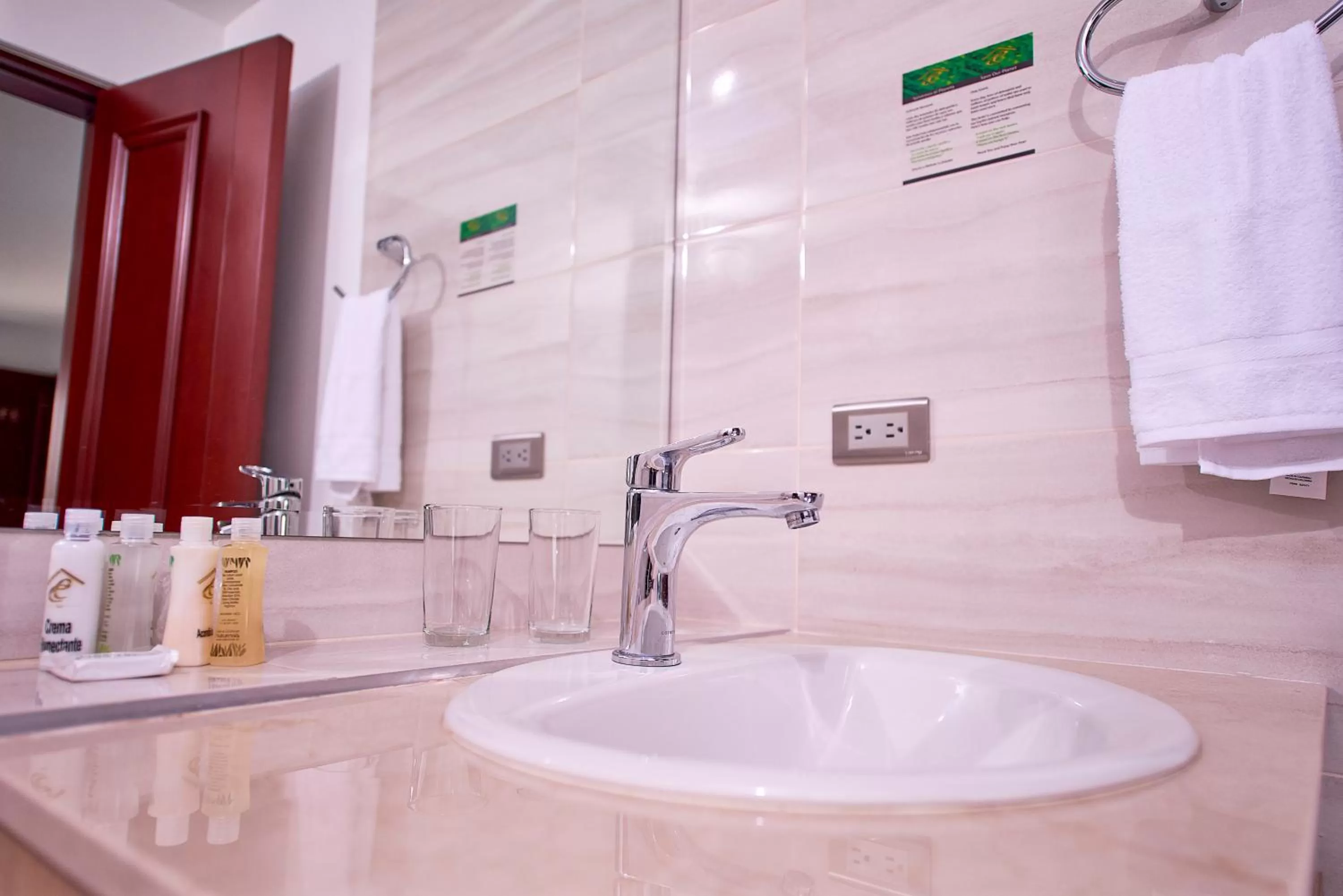 Bathroom in Casa Esmeralda
