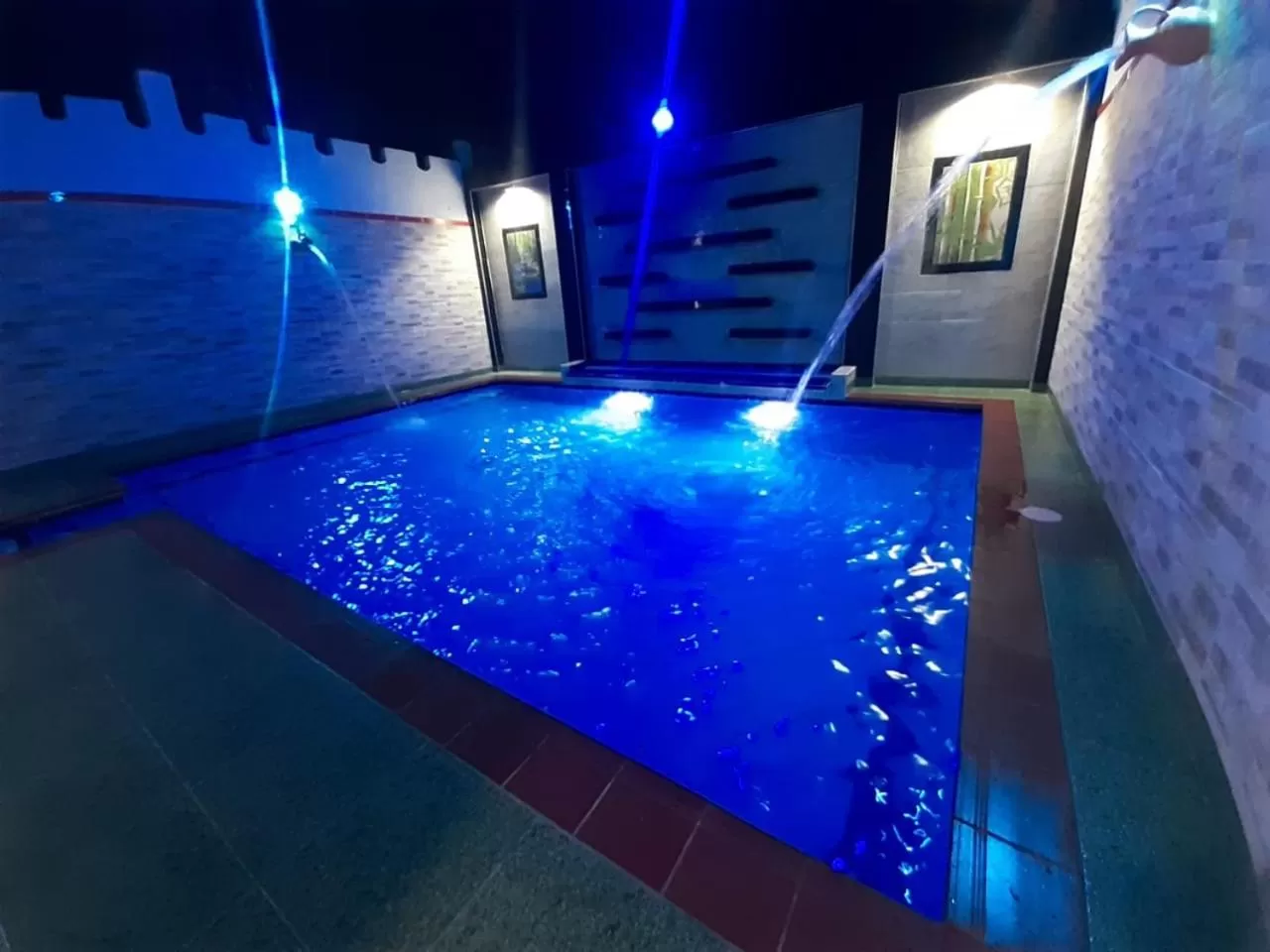 Swimming Pool in Hotel Colonial Villavieja