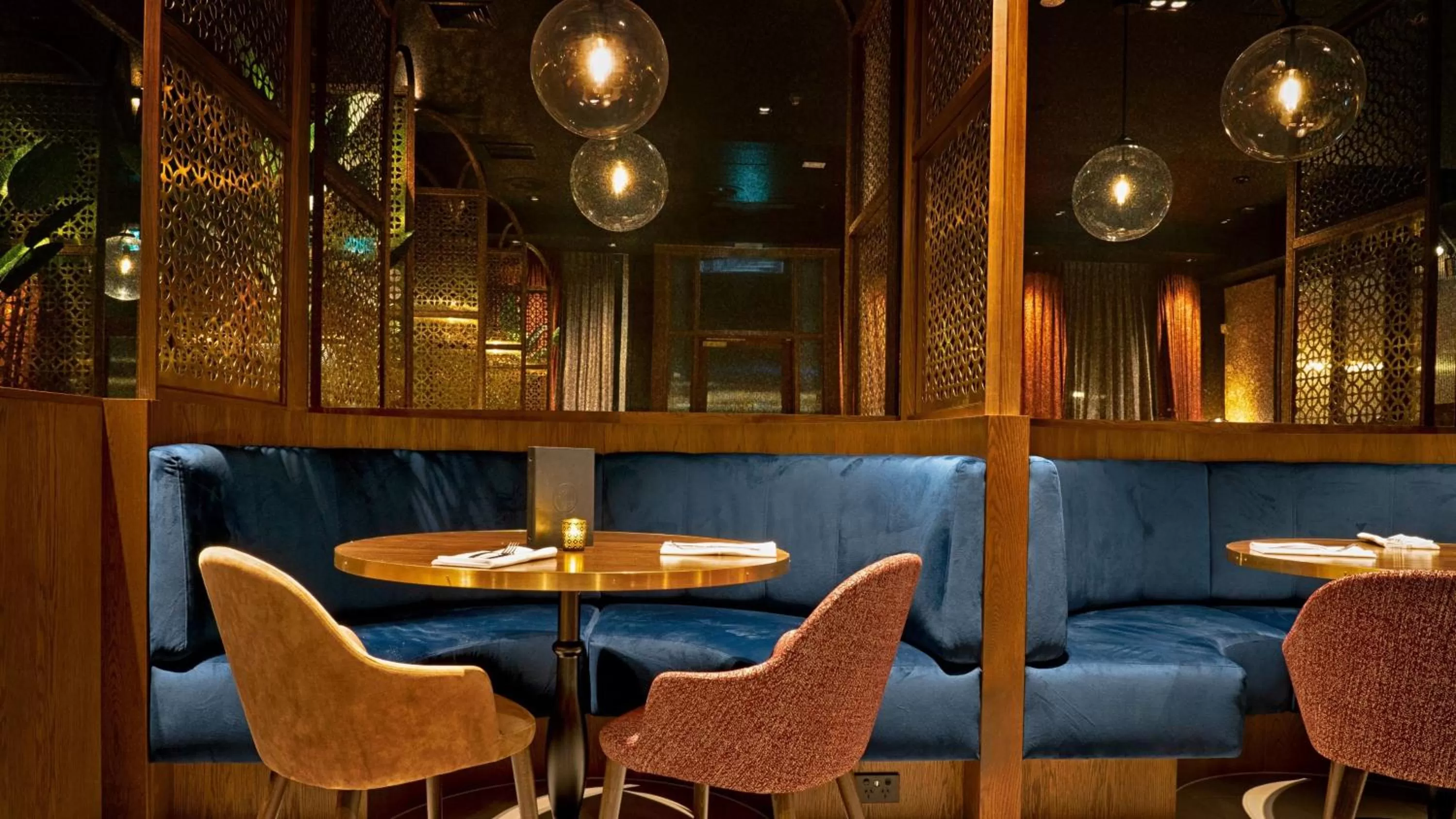 Lounge or bar in Crowne Plaza Christchurch by IHG