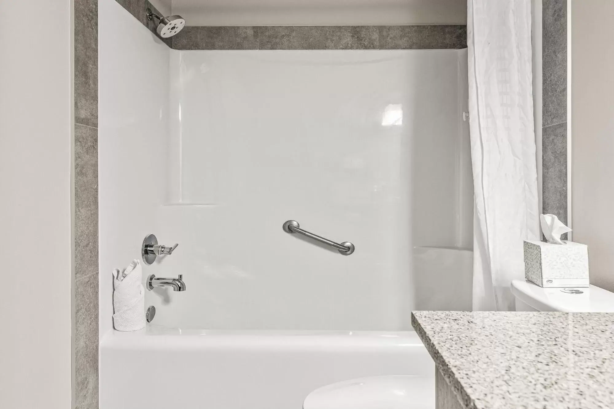 Deluxe Double Room in Basecamp Lodge Canmore Deluxe Double Room in Basecamp Lodge Canmore