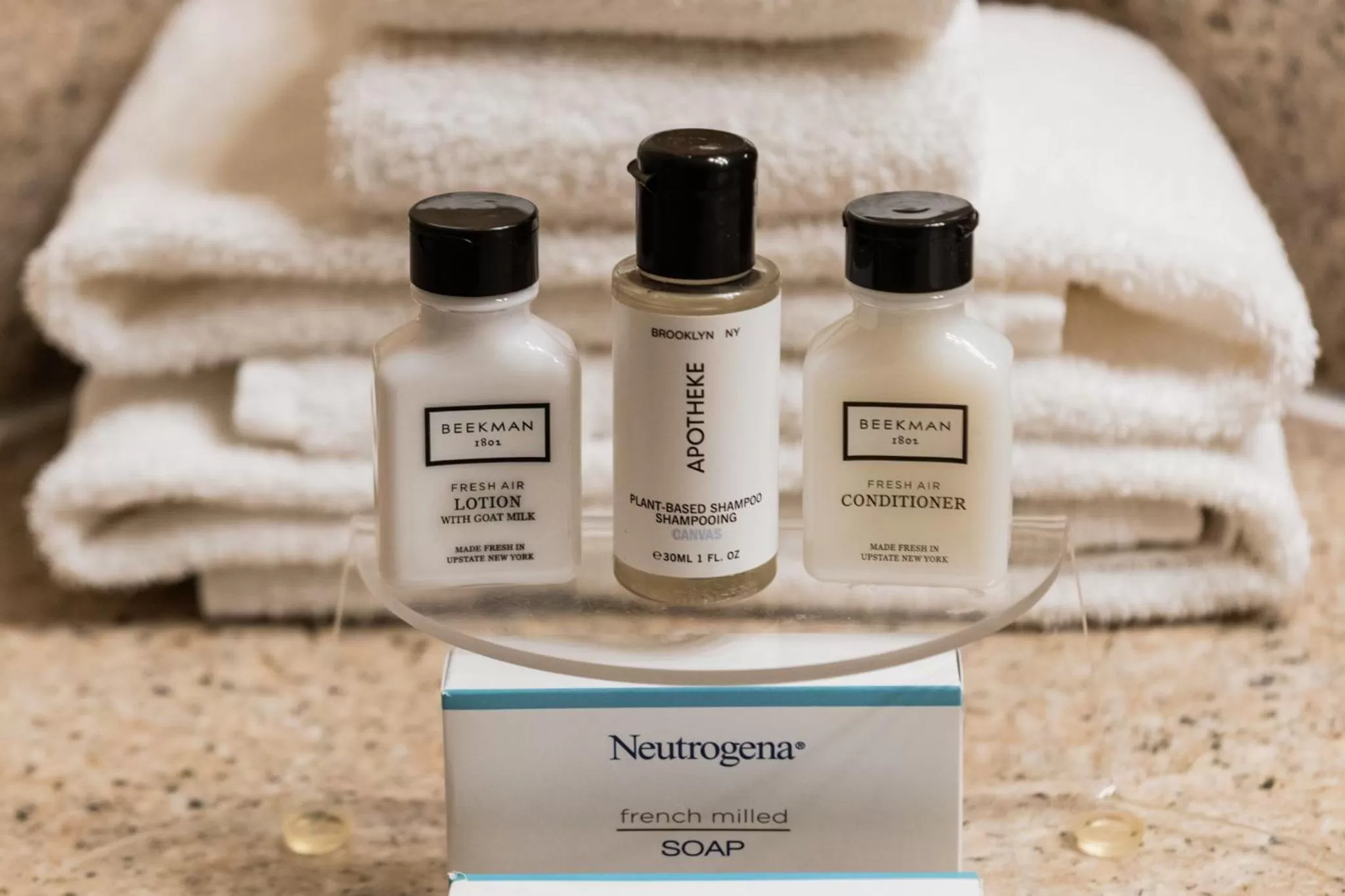 Photo of the whole room in Crowne Plaza Newark Airport by IHG