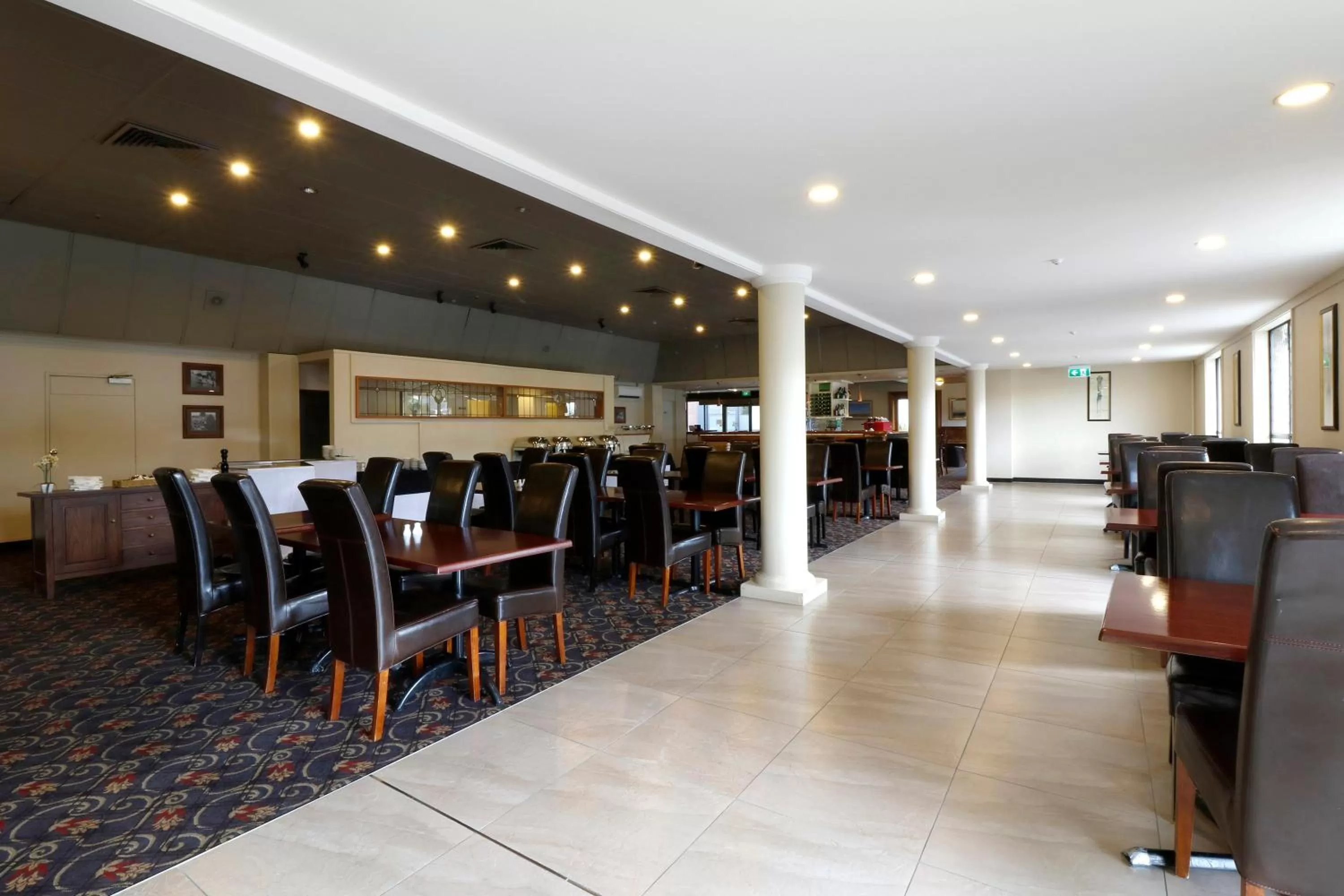 Restaurant/places to eat in The Victoria Hotel Dunedin