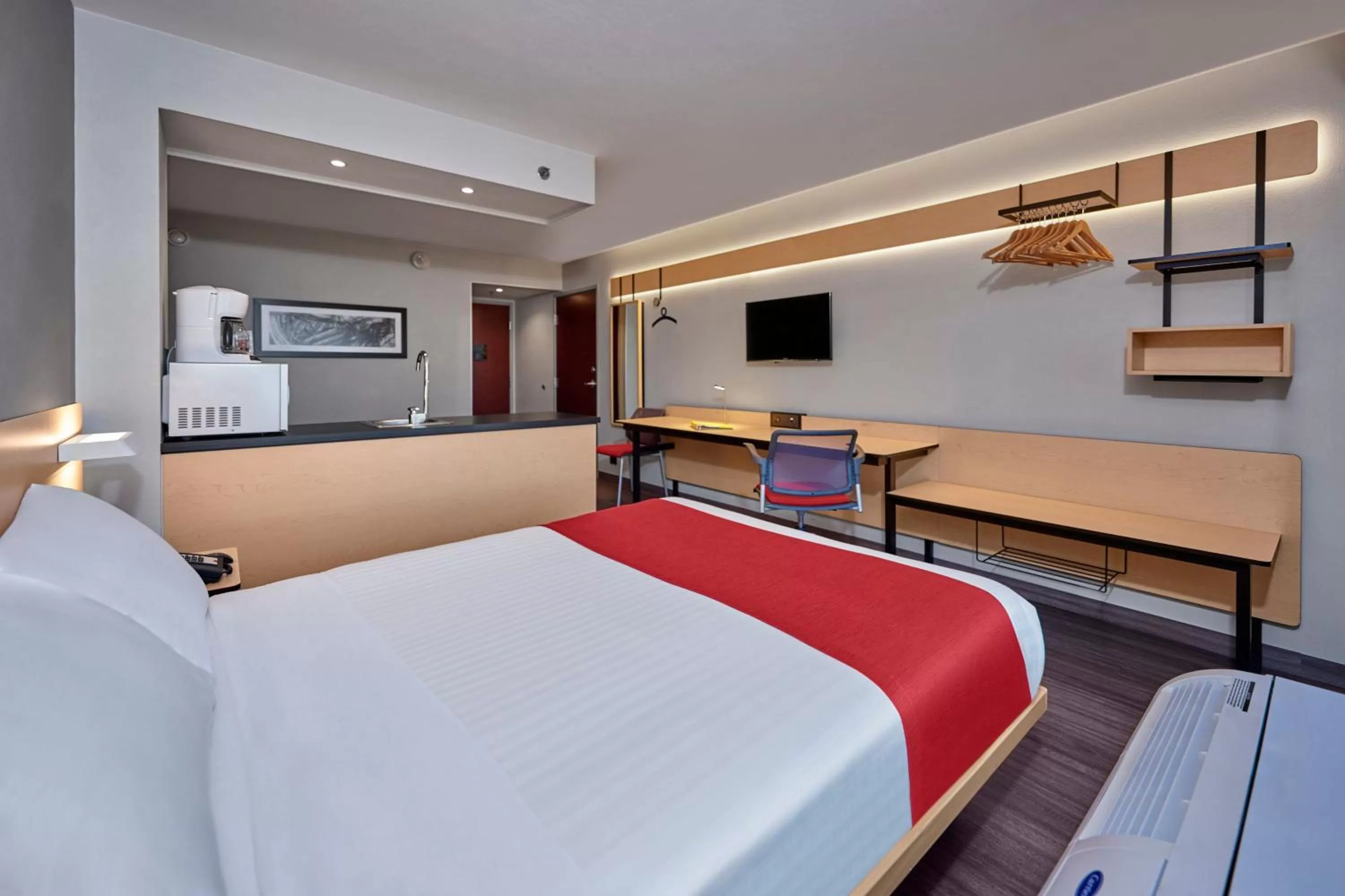 Bedroom, Bed in City Express by Marriott San Luis Potosi Zona Universitaria