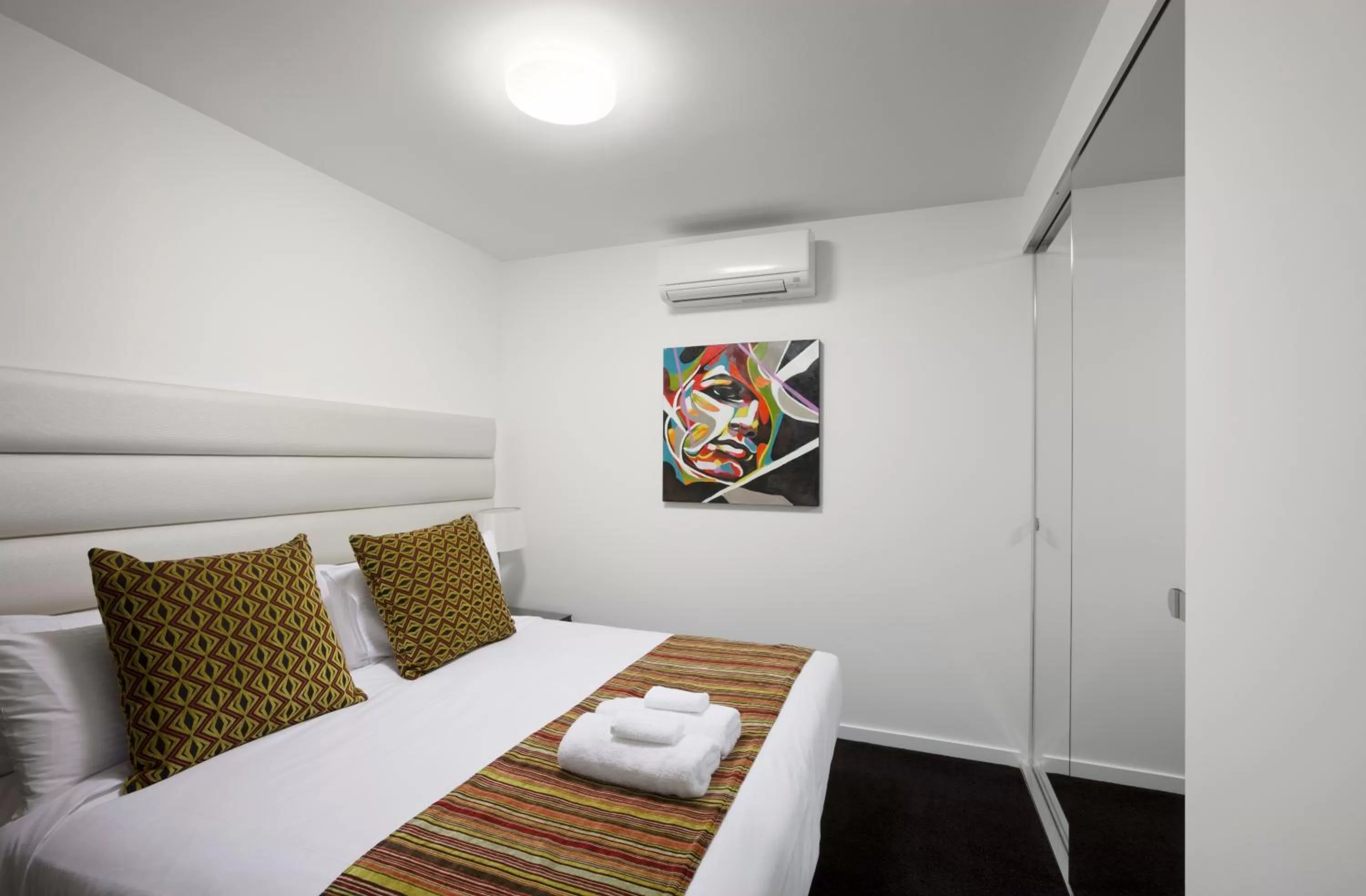 Bedroom, Bed in The Sebel Melbourne Docklands Hotel