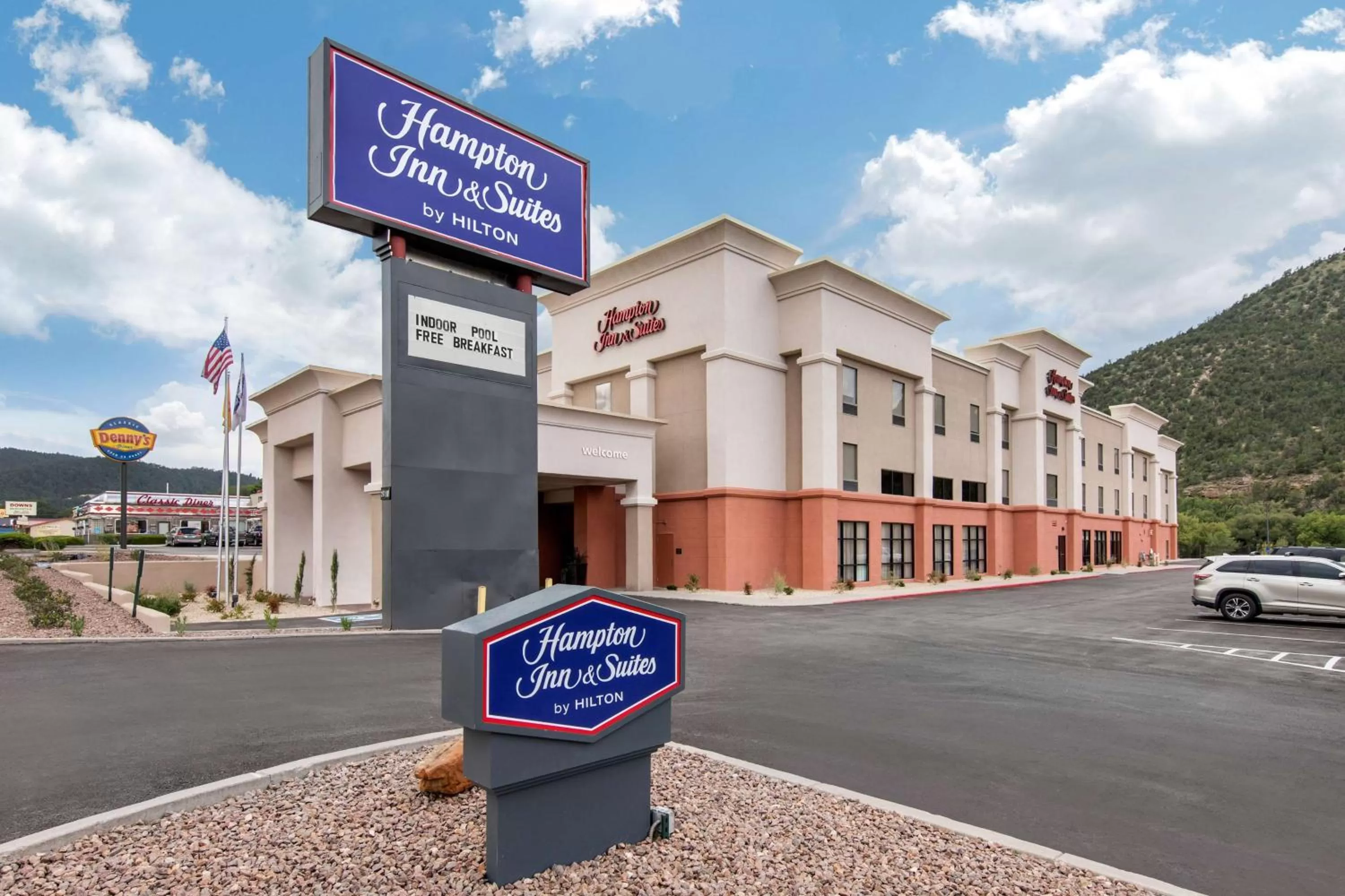 Property building in Hampton Inn & Suites Ruidoso Downs