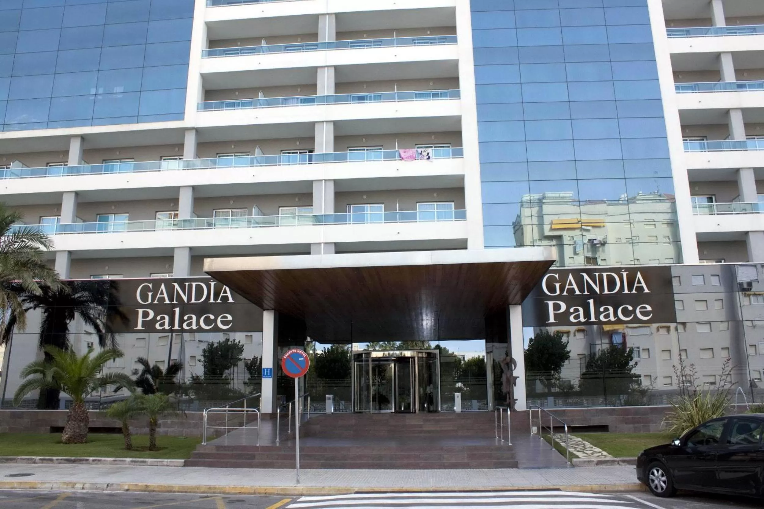 Facade/entrance in VS Gandía Palace Hotel ****