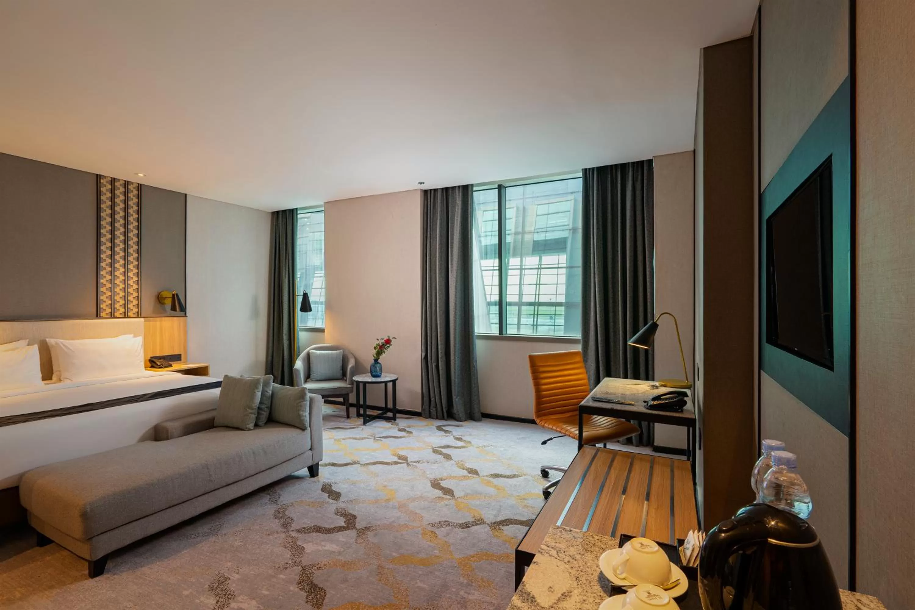 Bedroom, Bed in Anara Airport Hotel