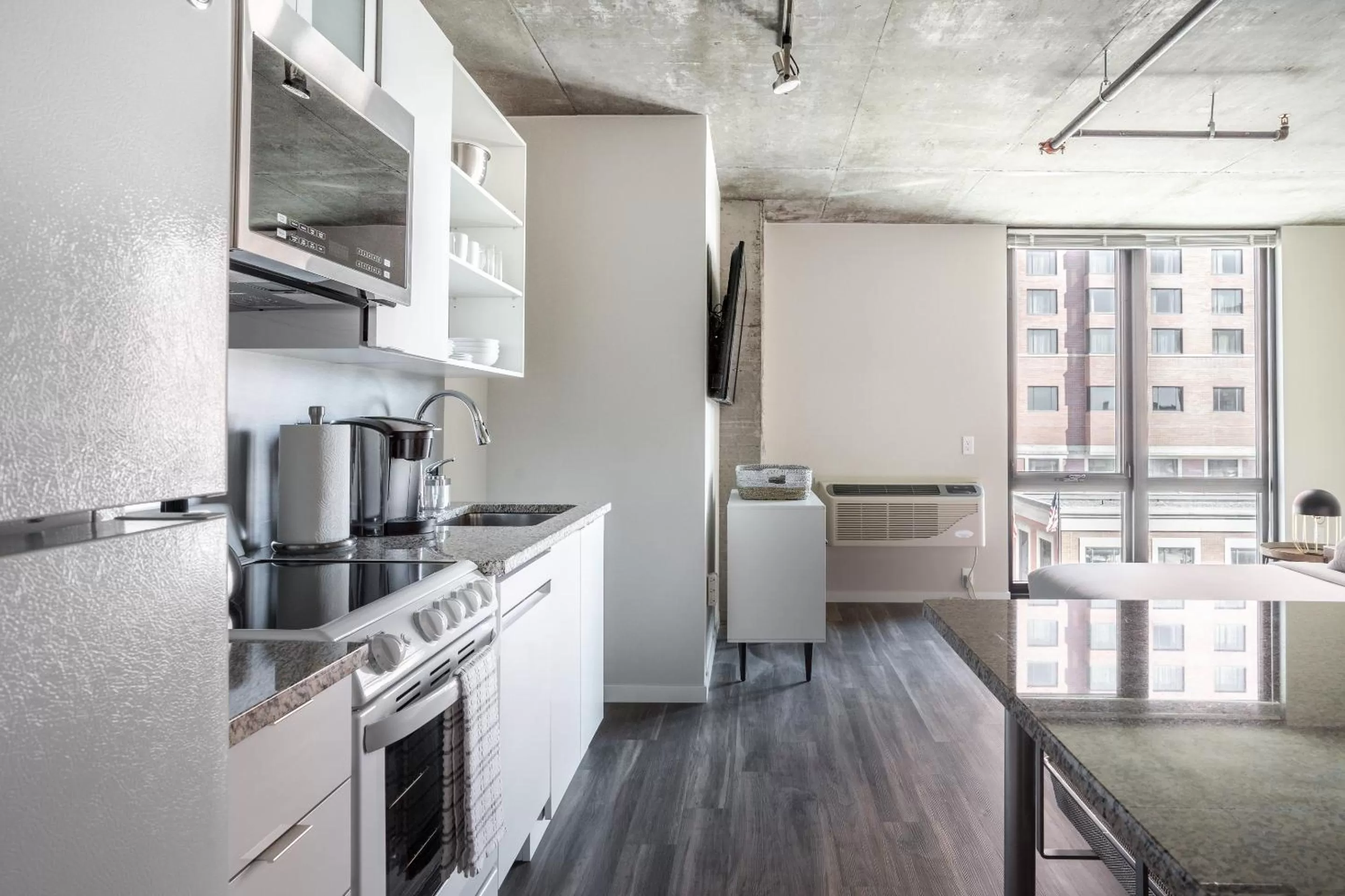 Kitchen/Kitchenette in Mint House Minneapolis - Downtown West