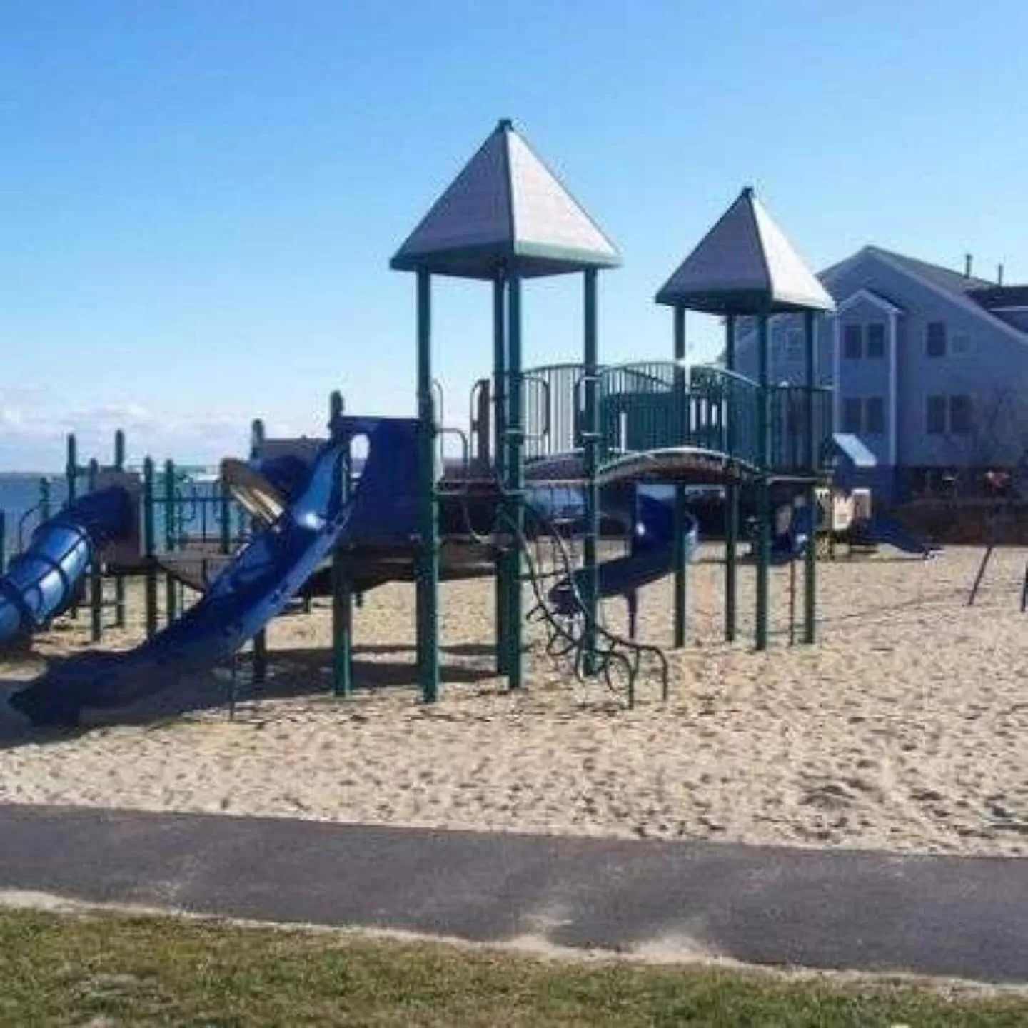 Harbourtown Suites on Plymouth Harbor