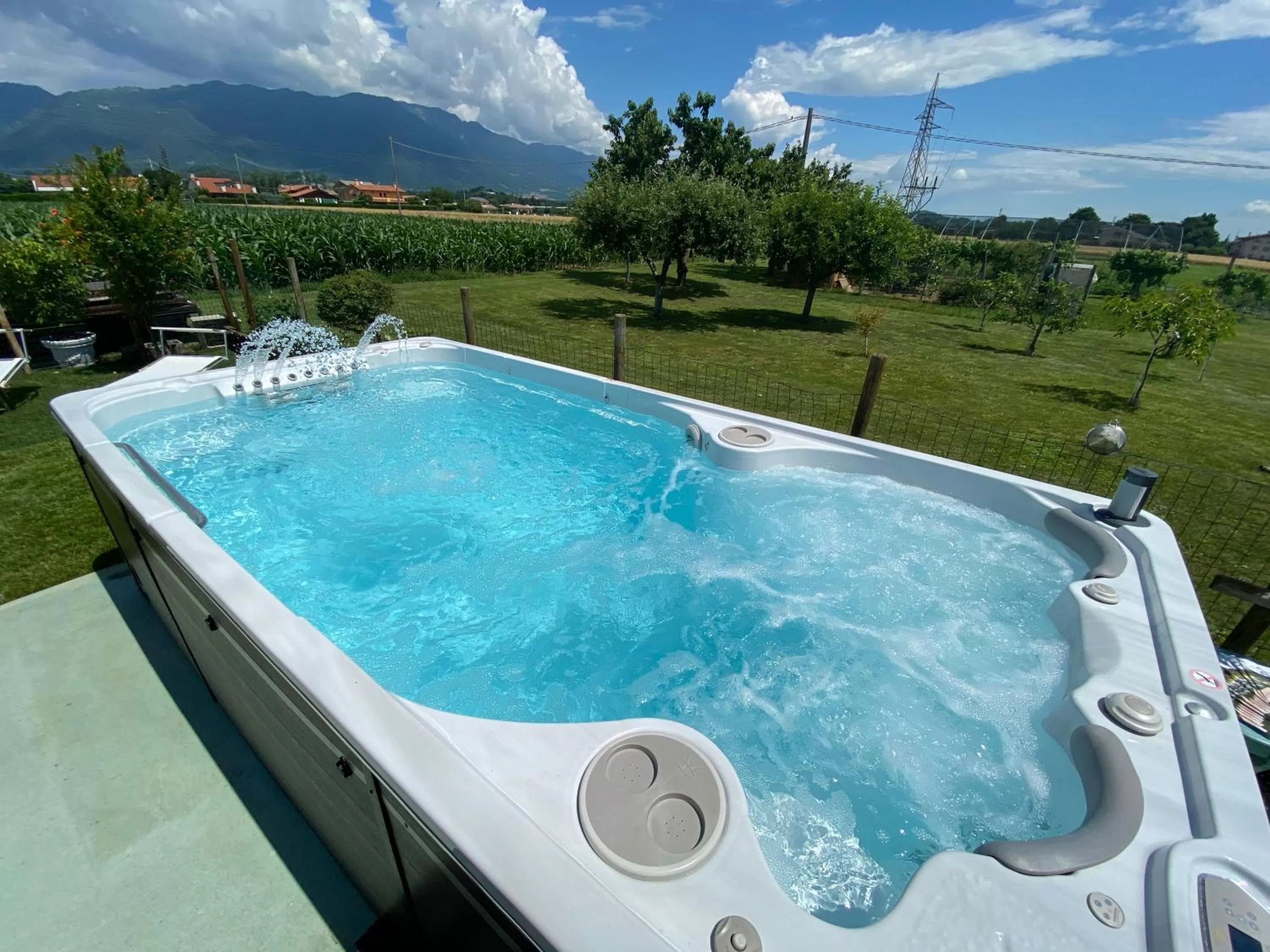 Day, Swimming Pool in Le Fate Corbezzole