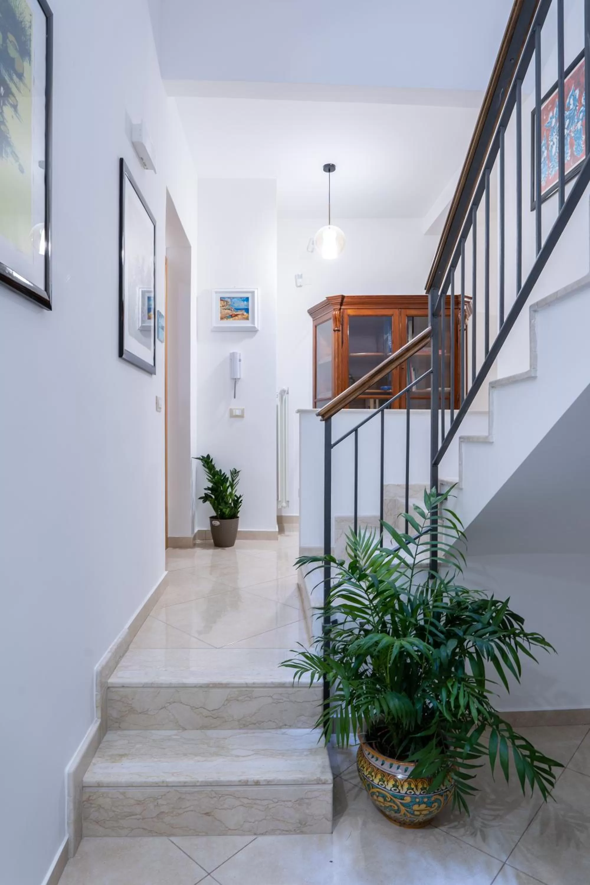 Facade/entrance in B&B Una Terrazza sul Golfo di Sferracavallo