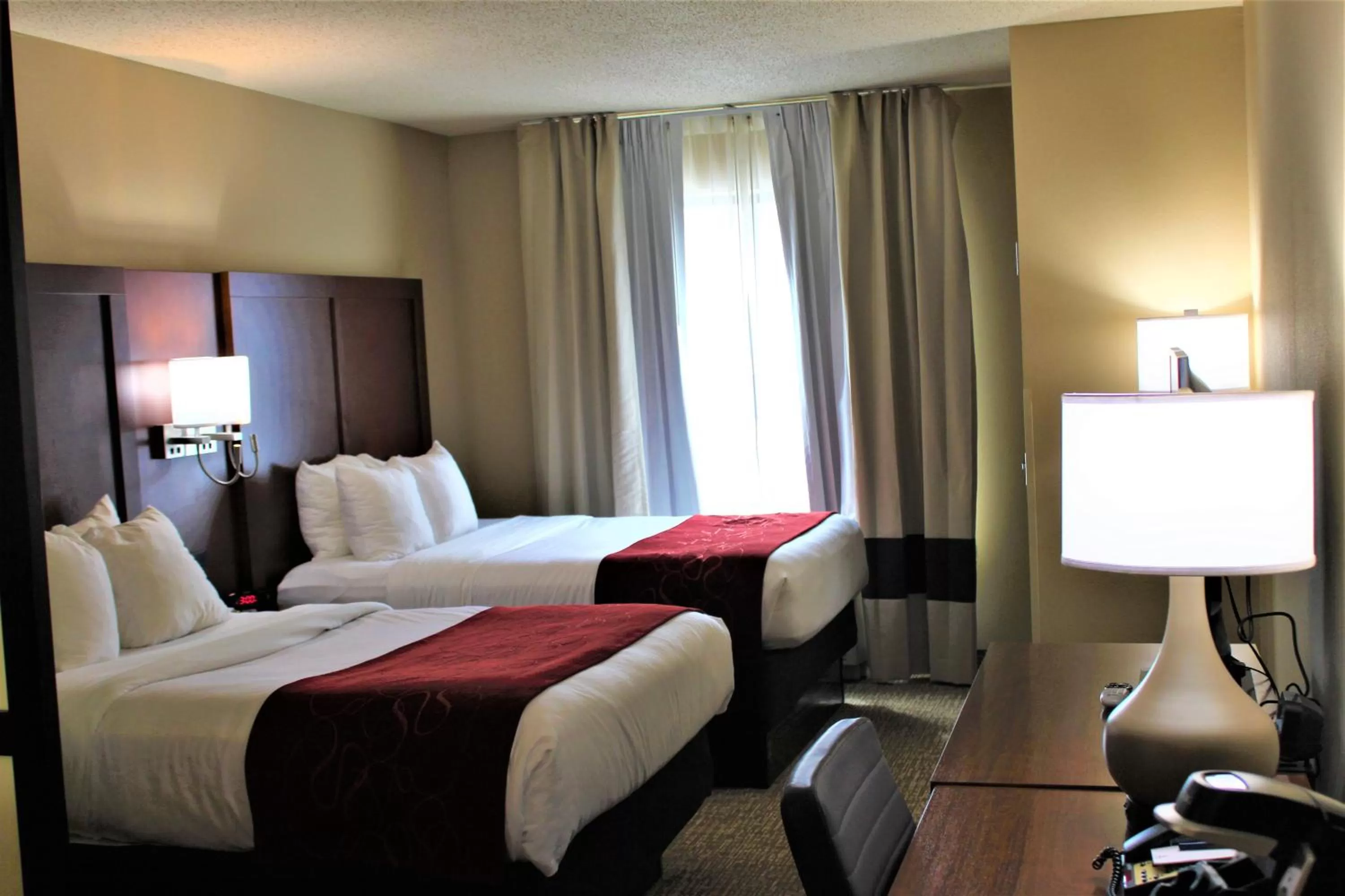 Bed in Comfort Suites Huntersville near Lake Norman