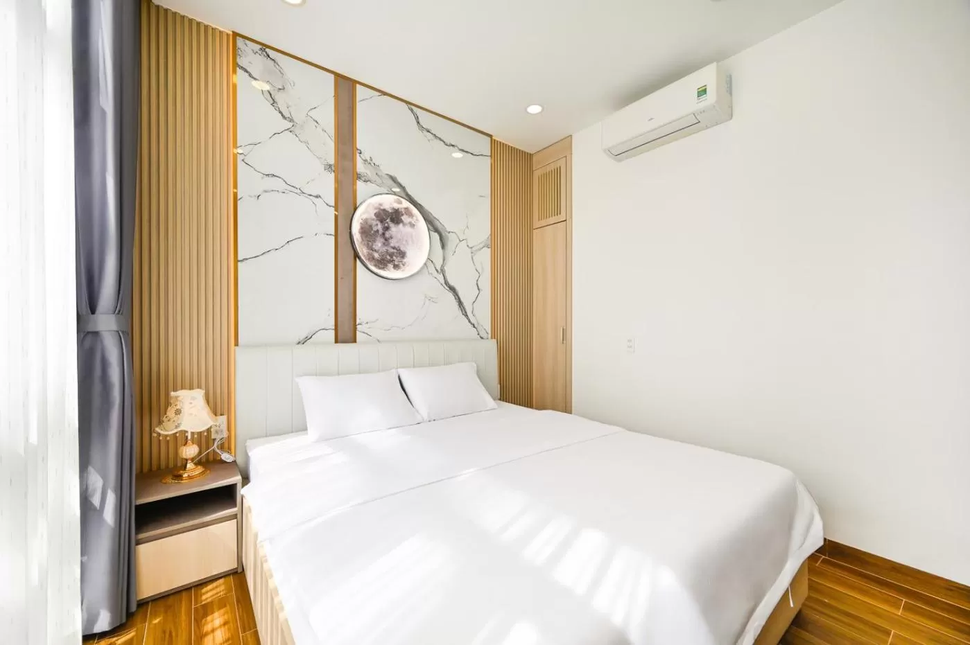 Bed in Lotus Airport Hotel Saigon