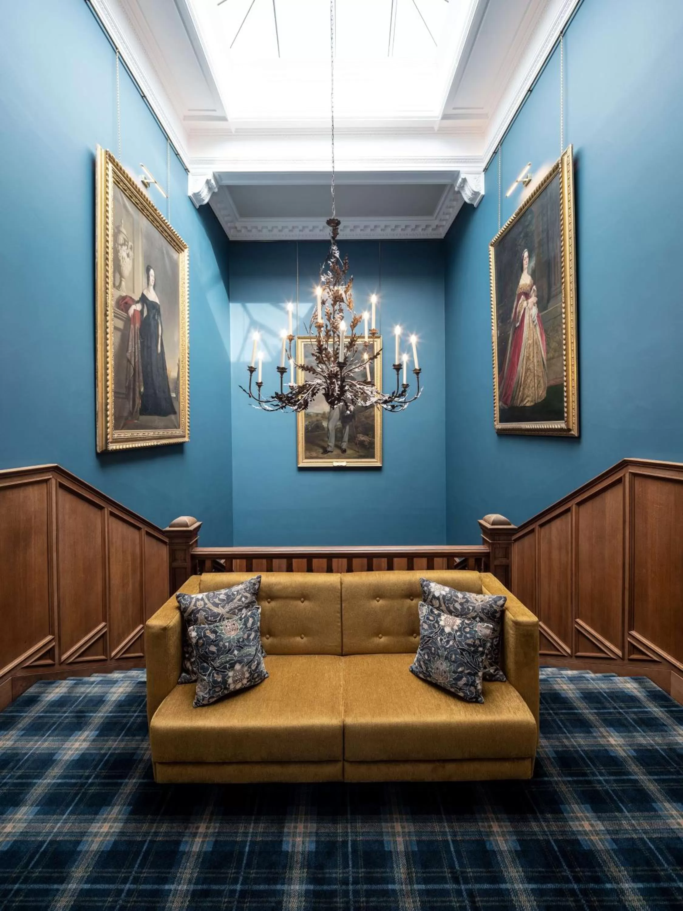 Lobby or reception in SCHLOSS Roxburghe, part of Destination by Hyatt